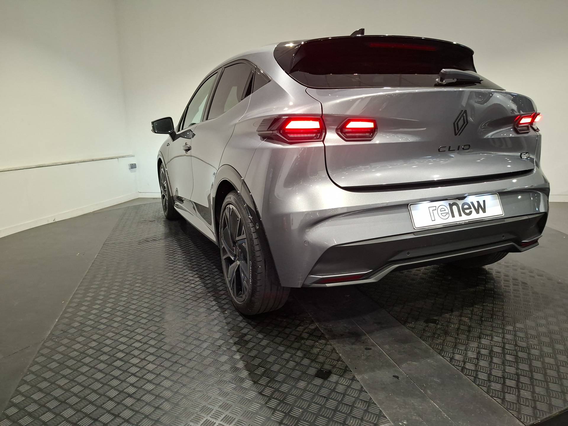 Clio Full Hybrid E-TECH Esprit Alpine117kW