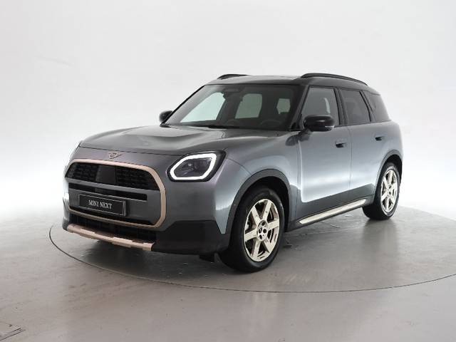 Countryman D Favoured