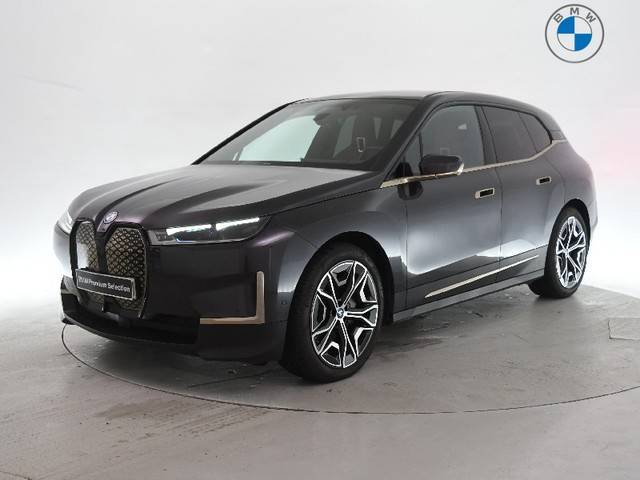 iX xDrive 40