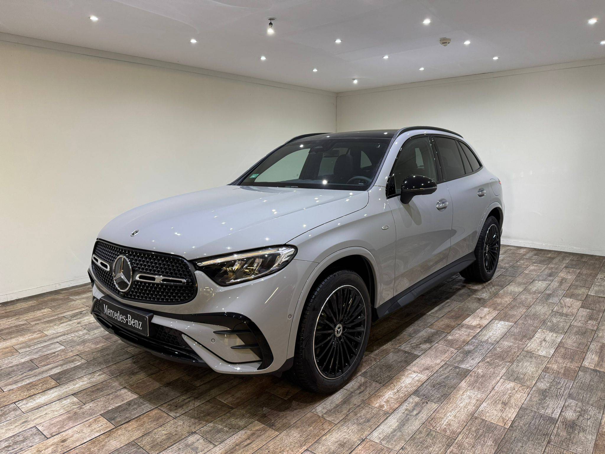 GLC 300 e Hybrid EQ 9G-Tronic 4Matic