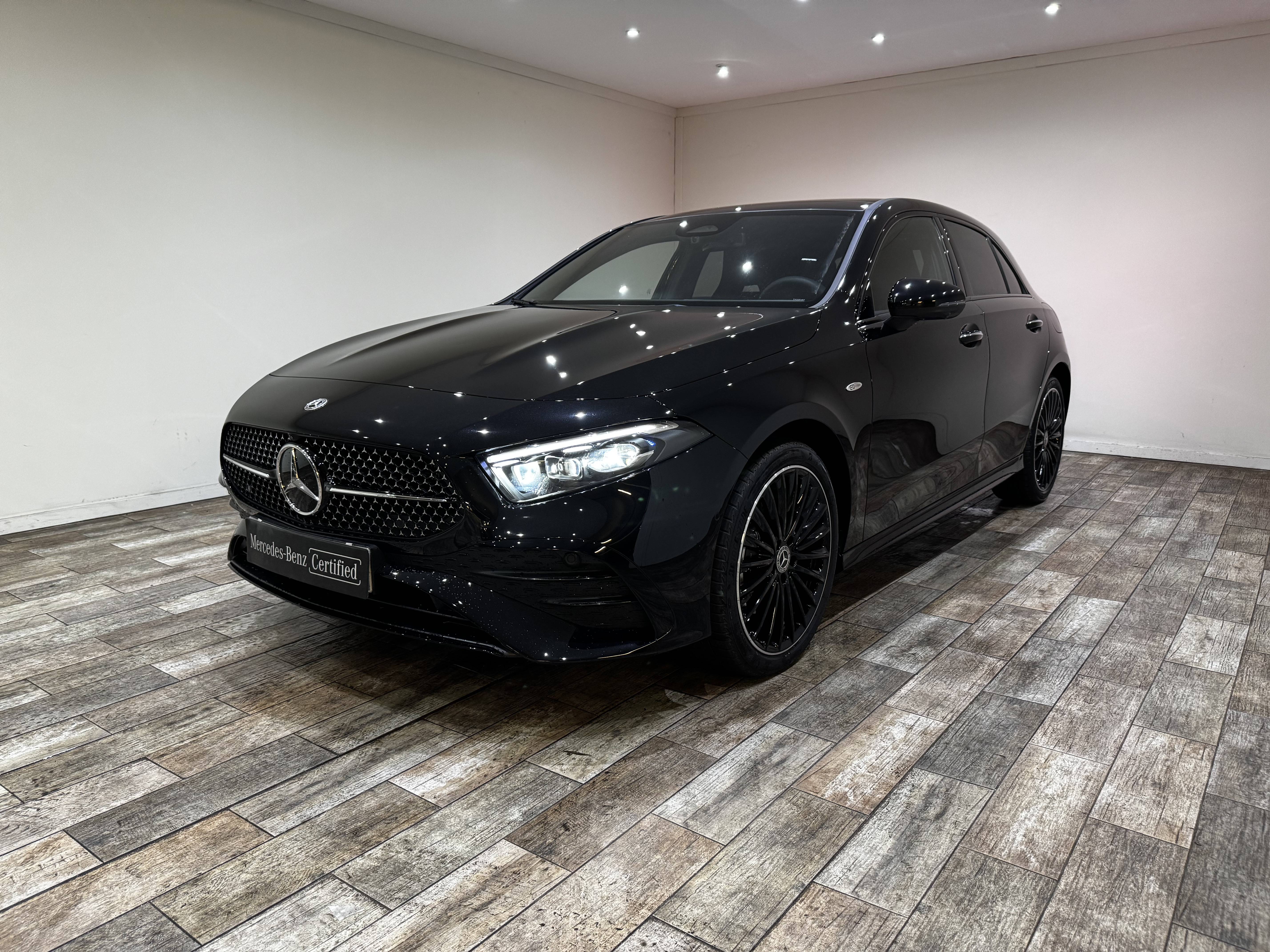 Classe A 250 e Hybrid EQ 8G-DCT