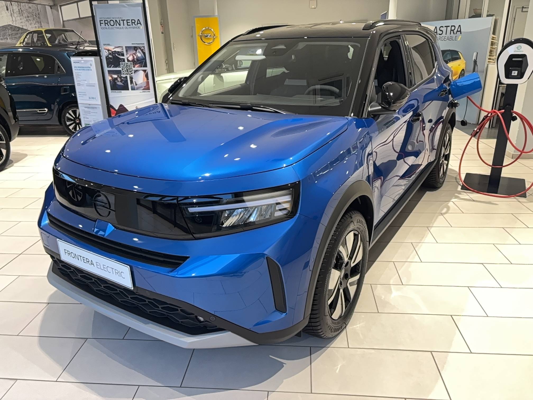 Frontera Electric 113 ch Batterie 44 kWh