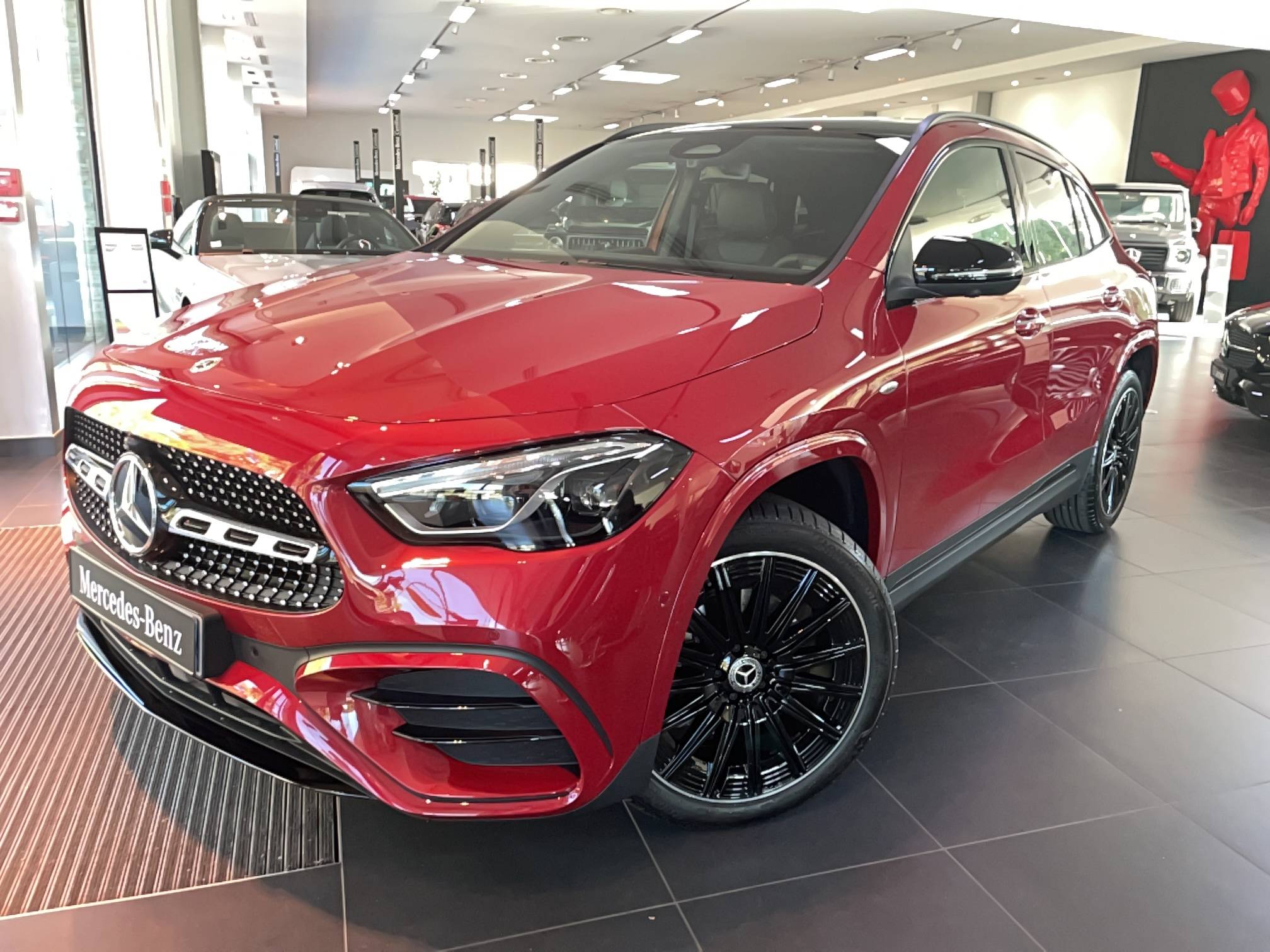 GLA 250 e Hybrid EQ 8G-DCT