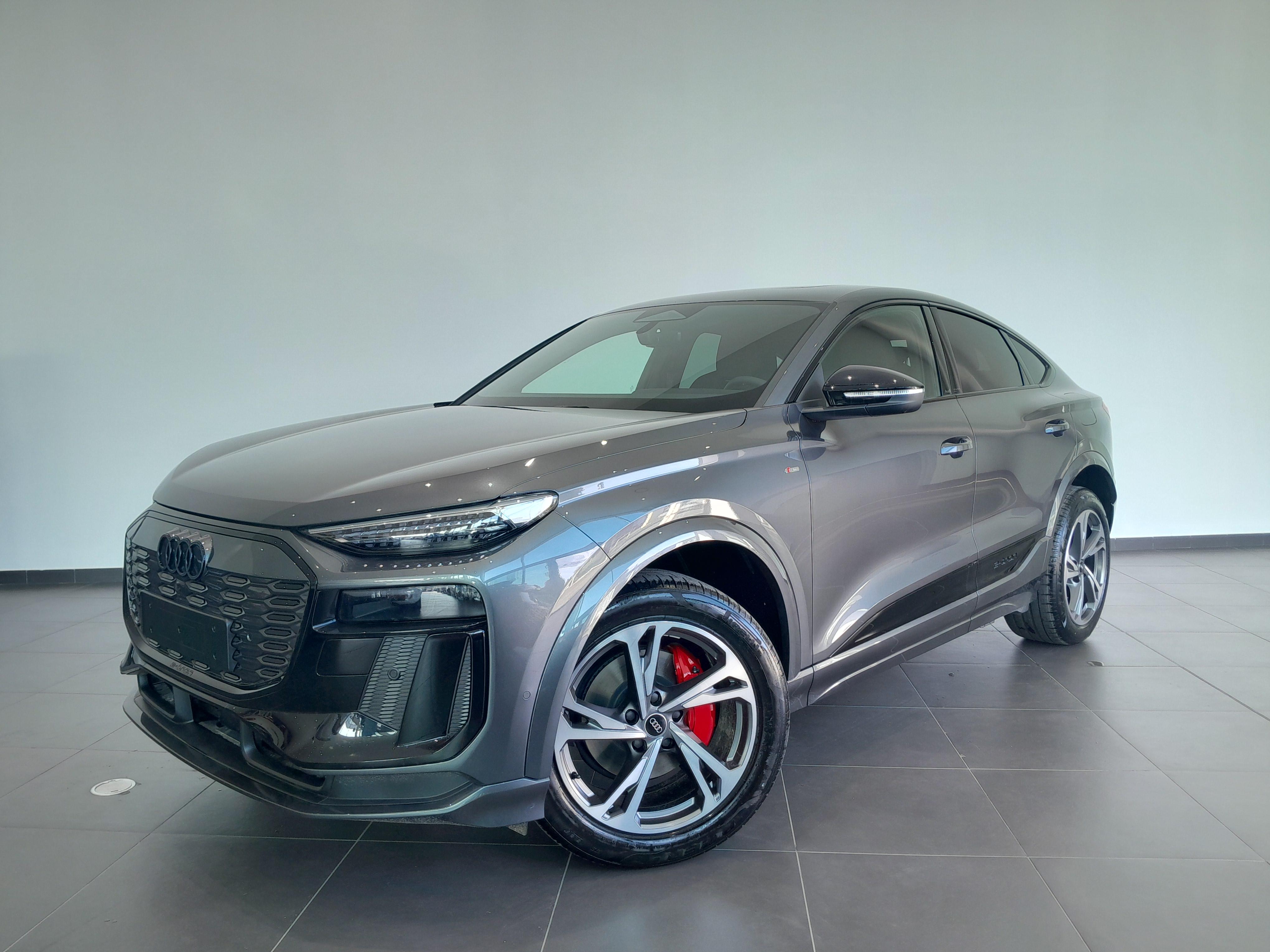 Q6 e-tron Sportback 306 ch 100 kWh performance