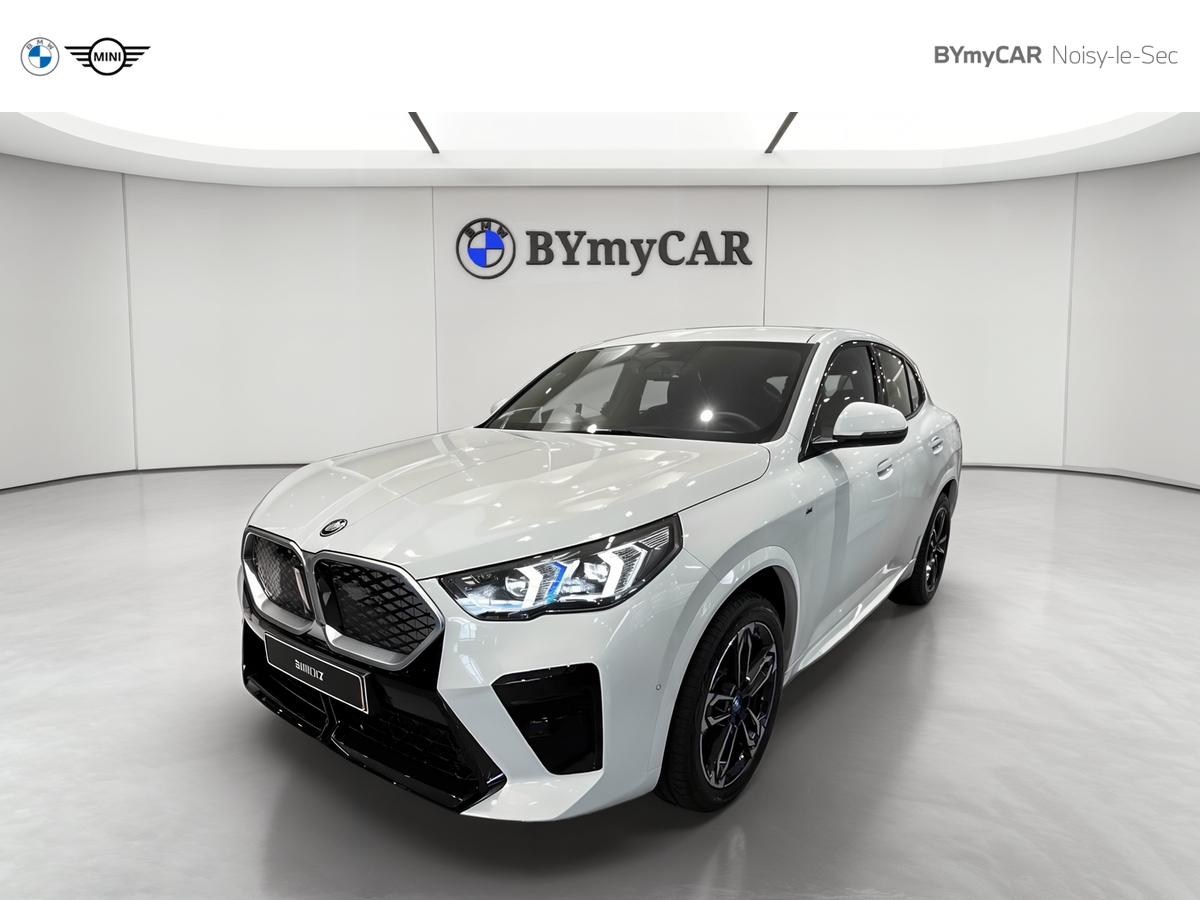 iX2 eDrive20 204ch BVA