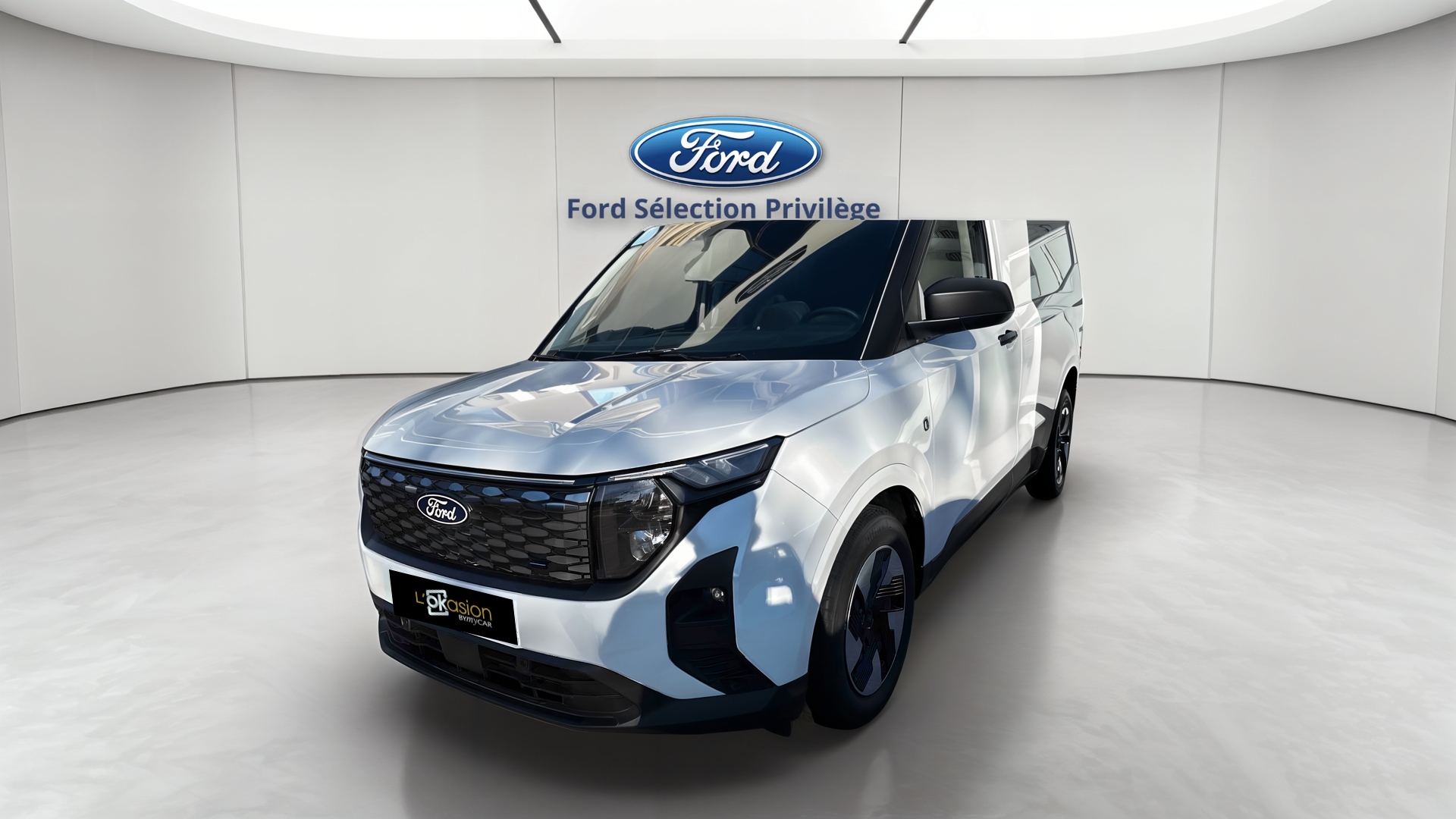 E-TRANSIT COURIER 136 CH BATTERIE 54 KWH