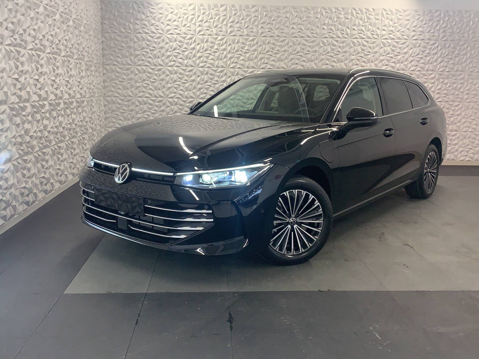 Passat 1.5 eHybrid 204 DSG6