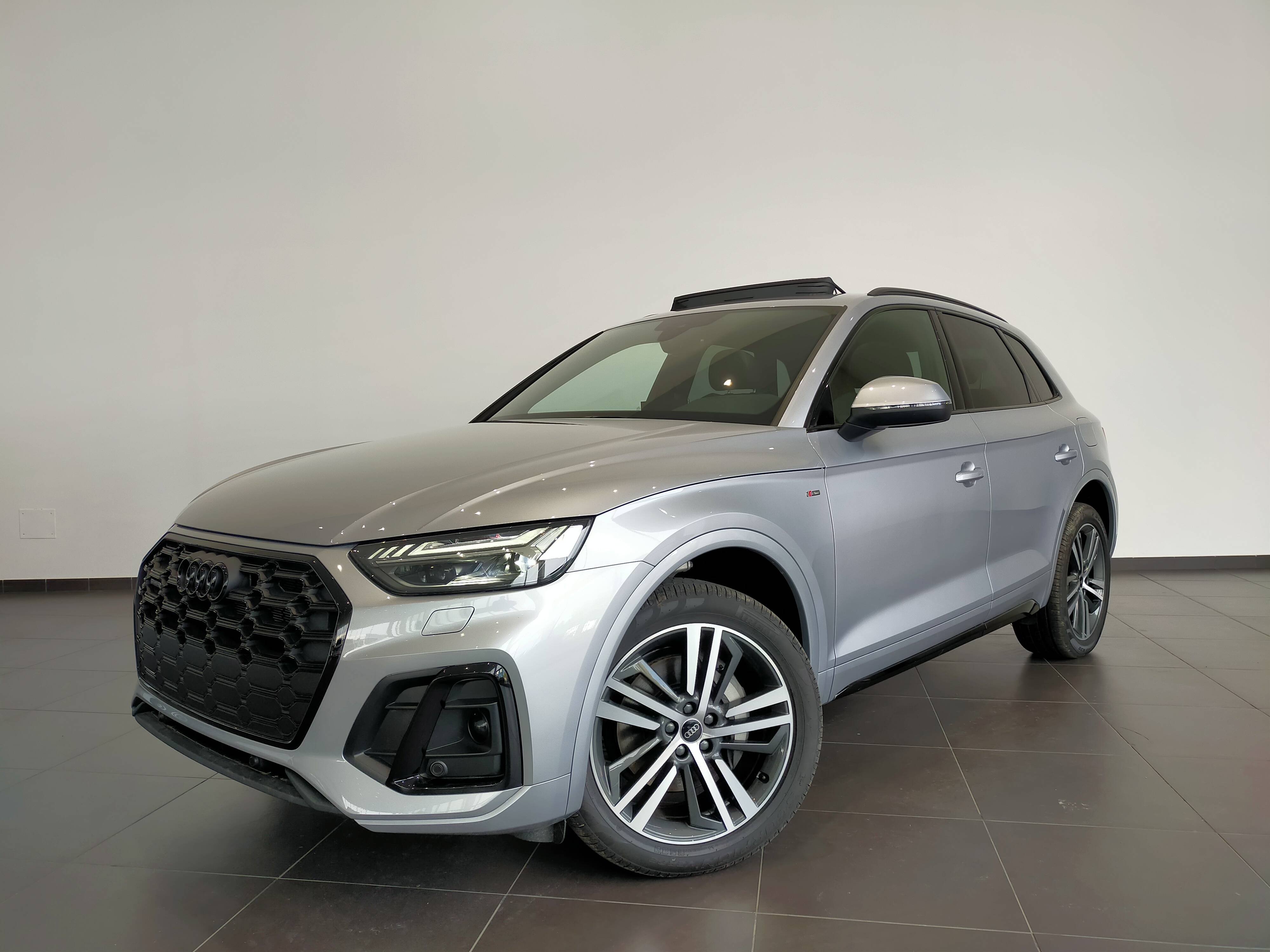 Q5 50 TFSIe 299 S tronic 7 Quattro