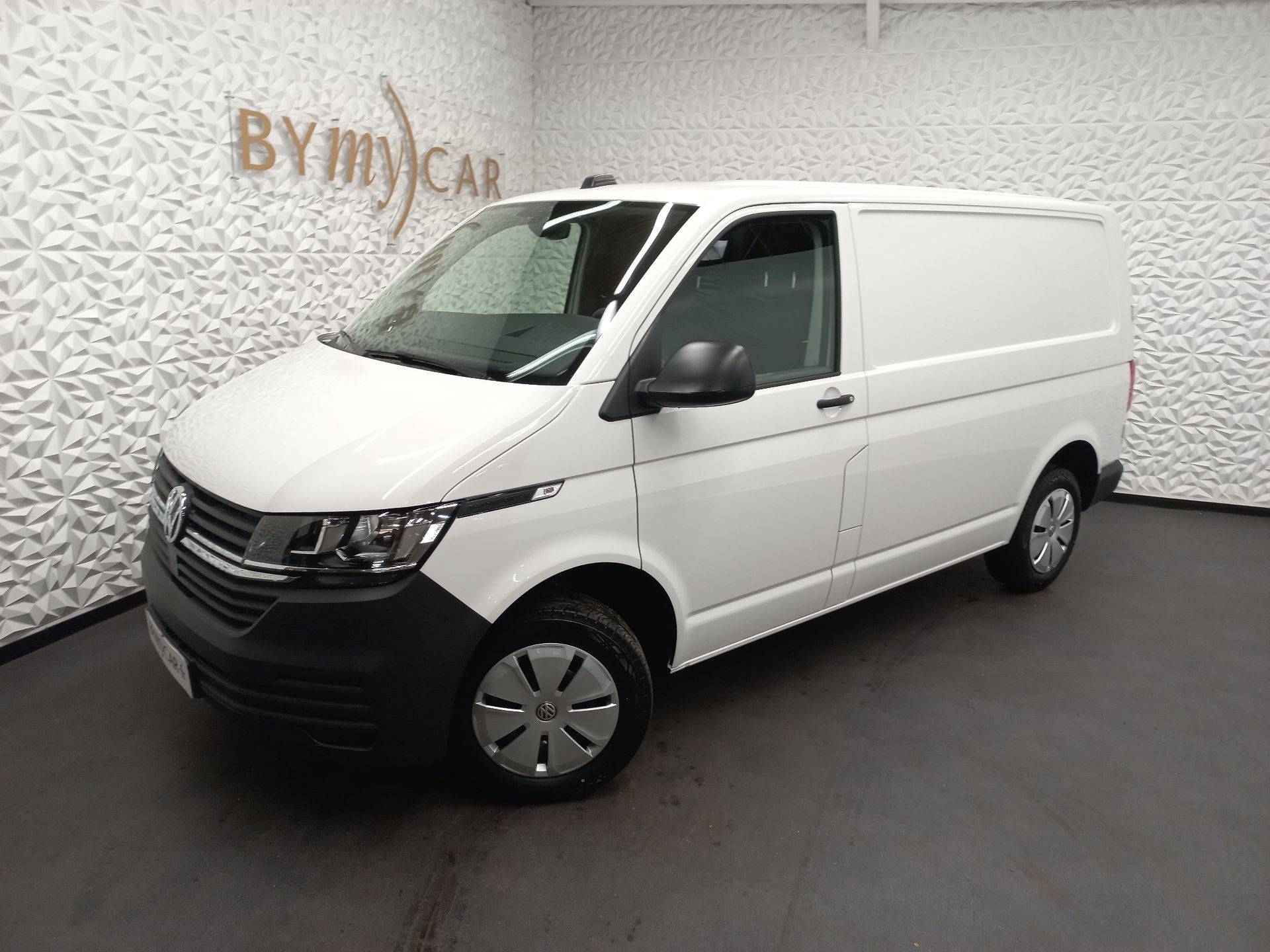 TRANSPORTER 6.1 VAN L1H1 2.0 TDI 110 BVM5