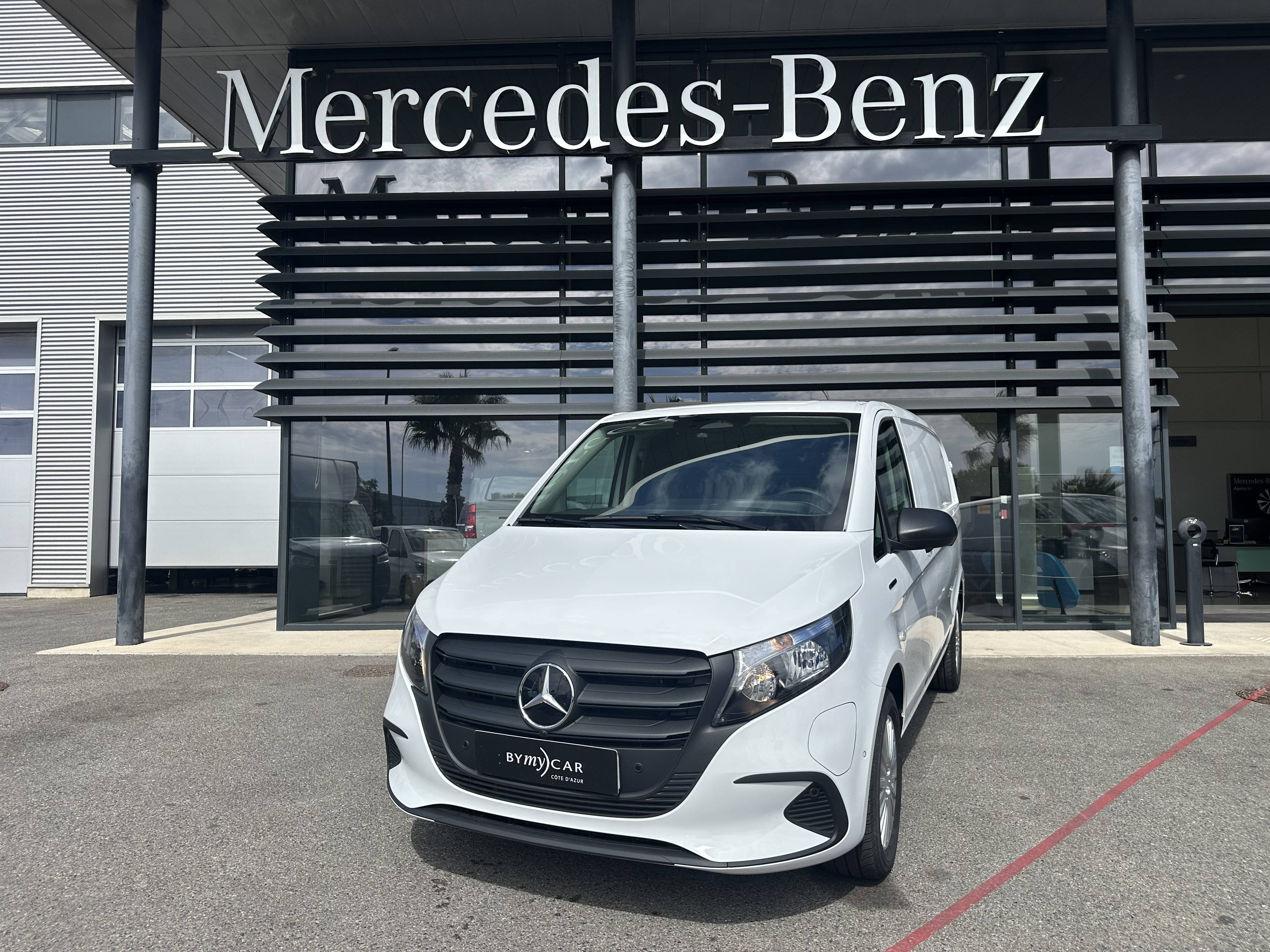 EVITO FOURGON 60 KWH LONG FWD