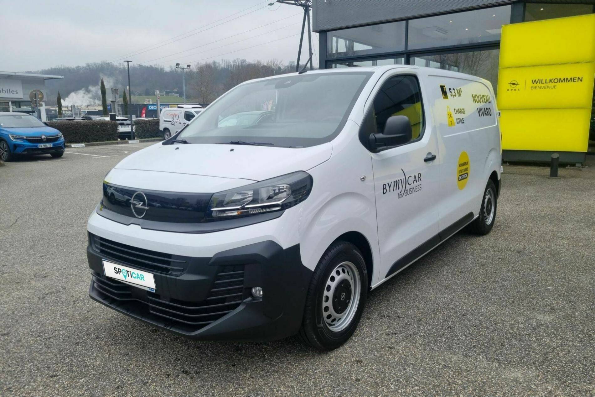 VIVARO FGN TAILLE M BLUEHDI 120 S&S BVM6