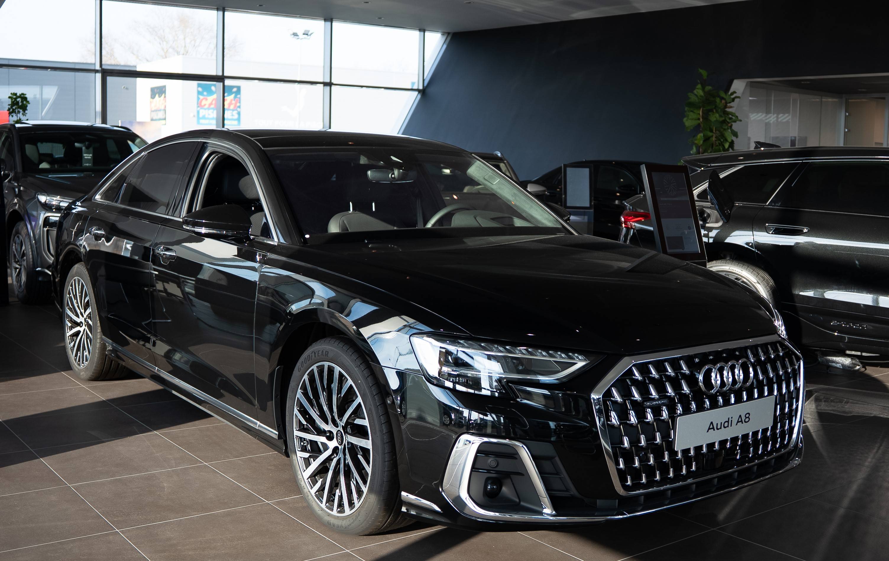 A8 60 TFSIe 462 ch Tiptronic 8 Quattro