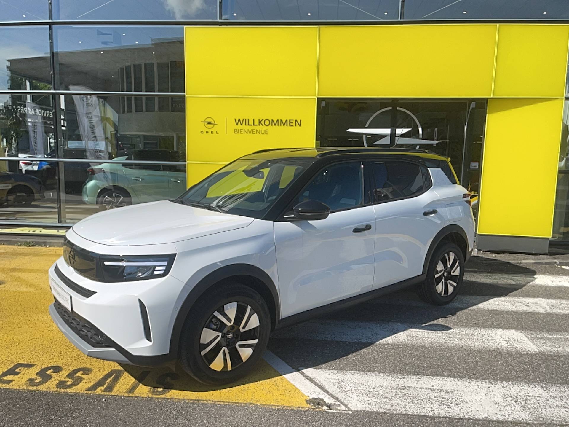 Frontera Electric 113 ch Batterie 44 kWh