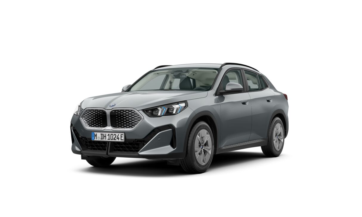 iX2 eDrive20 204ch BVA