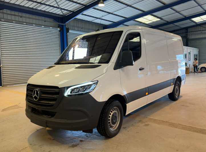 SPRINTER FGN 317 CDI 37 3.5T RWD