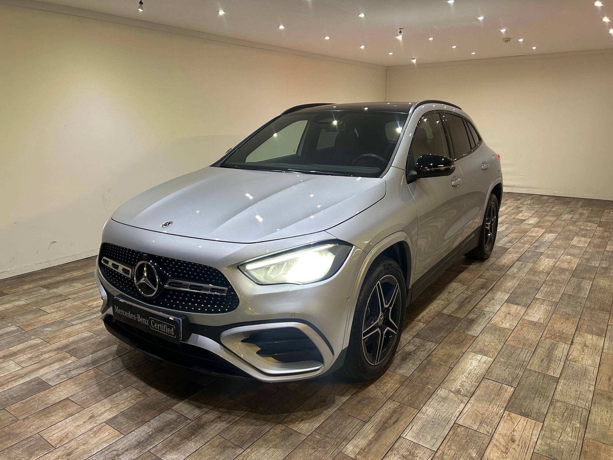 GLA 250 e 8G-DCT