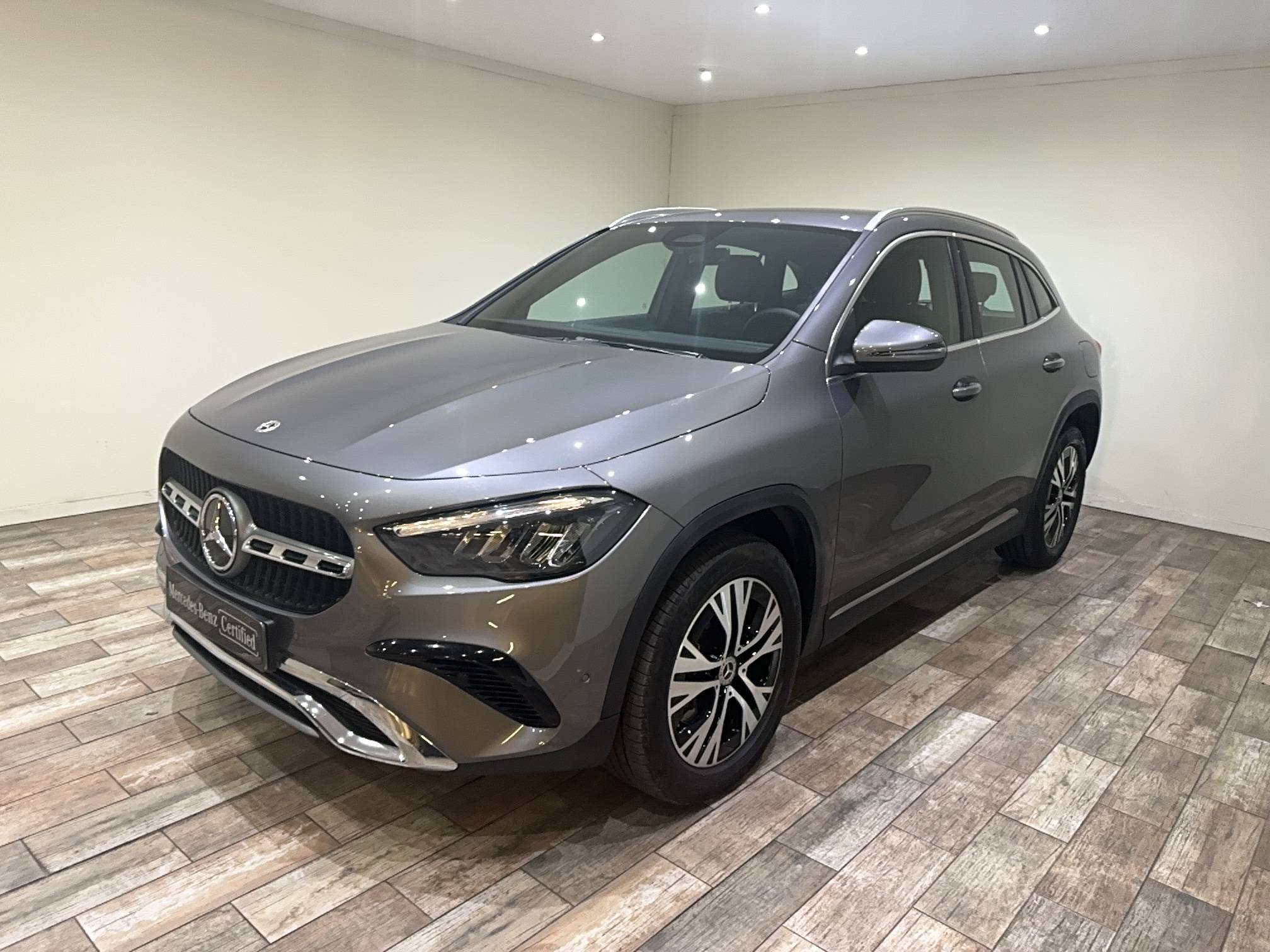 GLA 250 e 8G-DCT