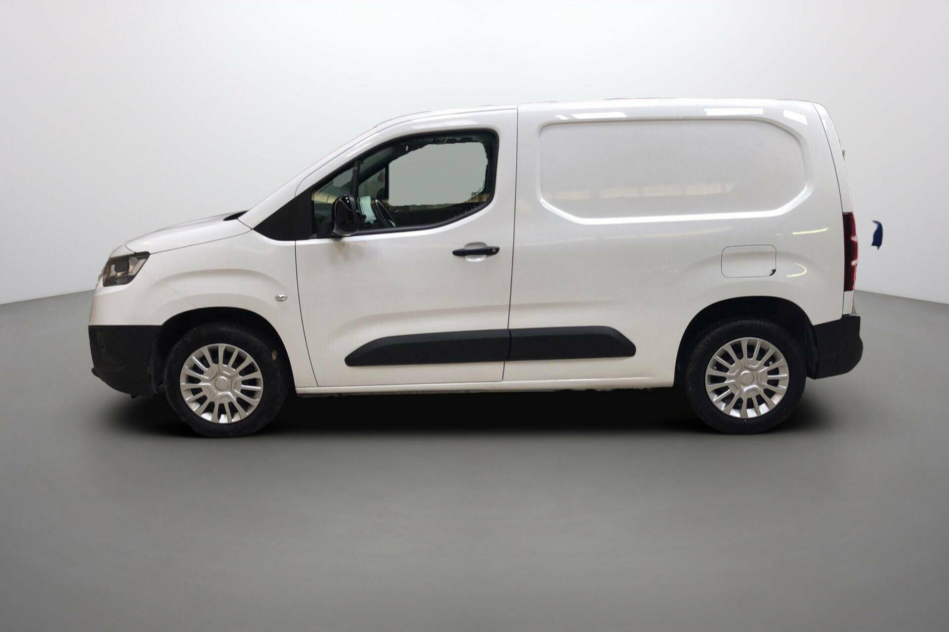 PROACE CITY MEDIUM 1.5L 100 D-4D BVM5
