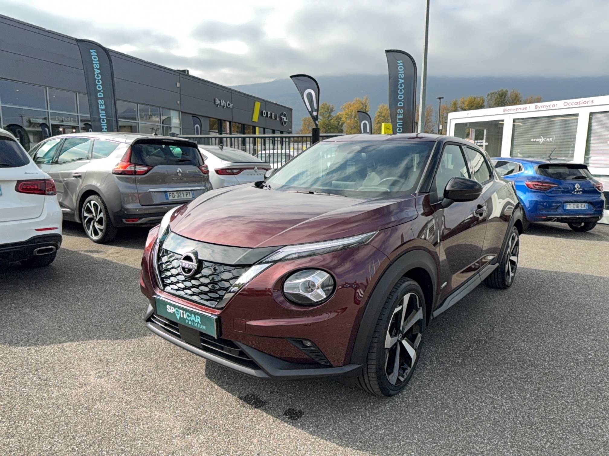 Juke HYBRID 143
