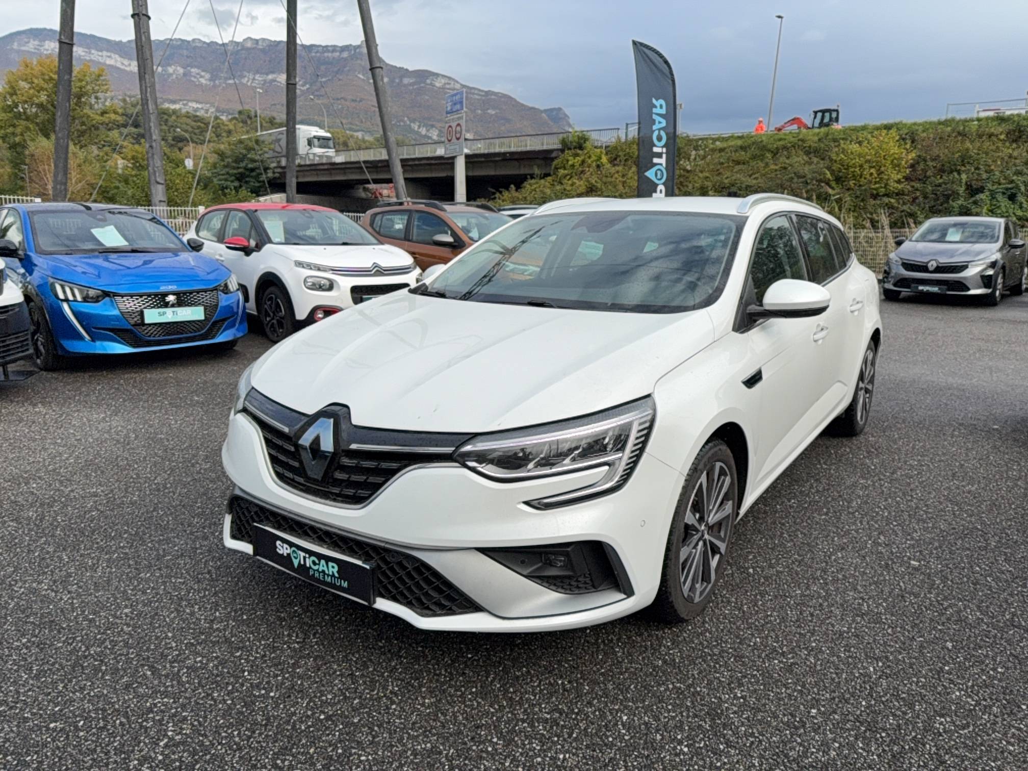 Mégane IV Estate E-TECH Plug-In Hybride 160