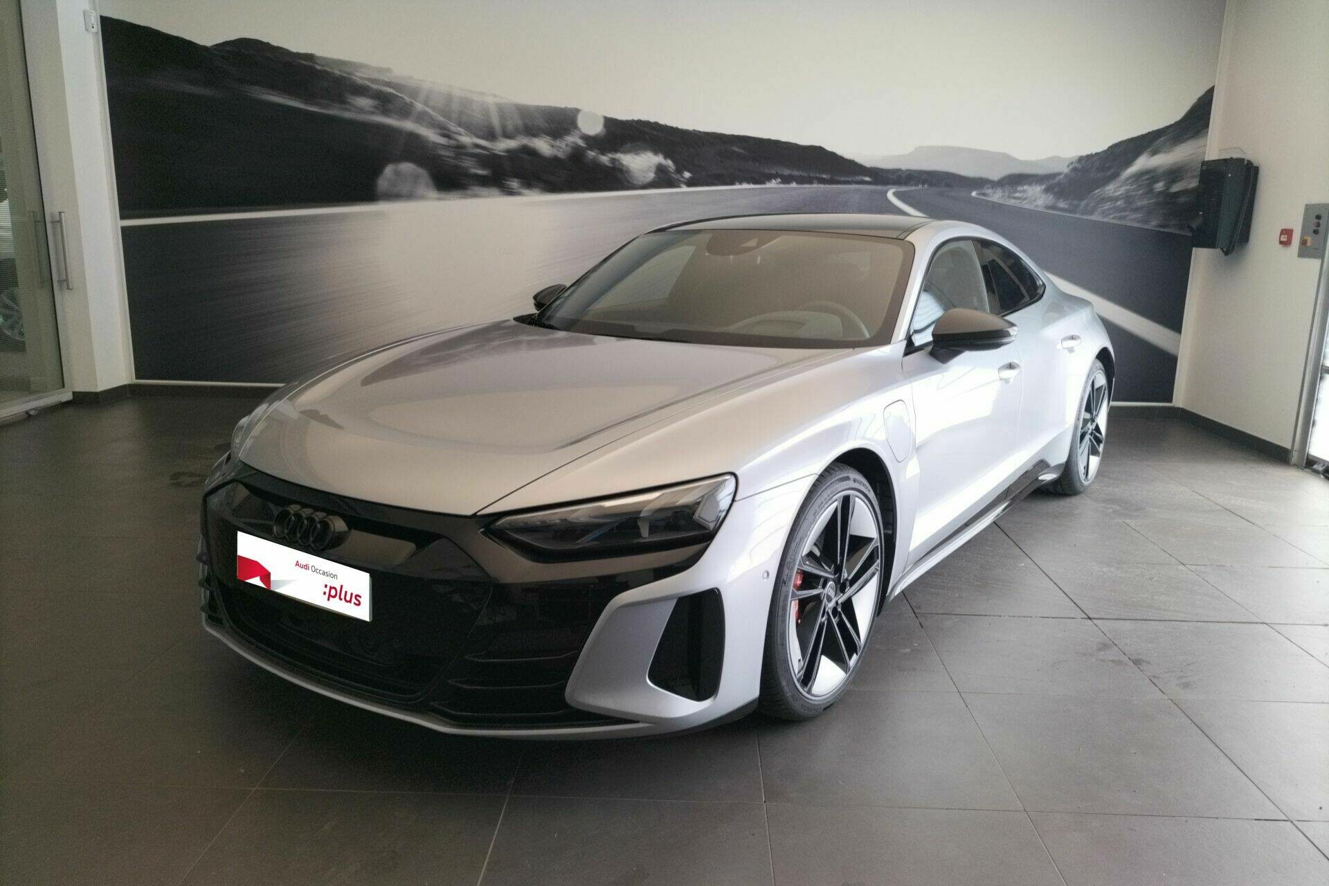 RS e-tron GT 598 ch quattro