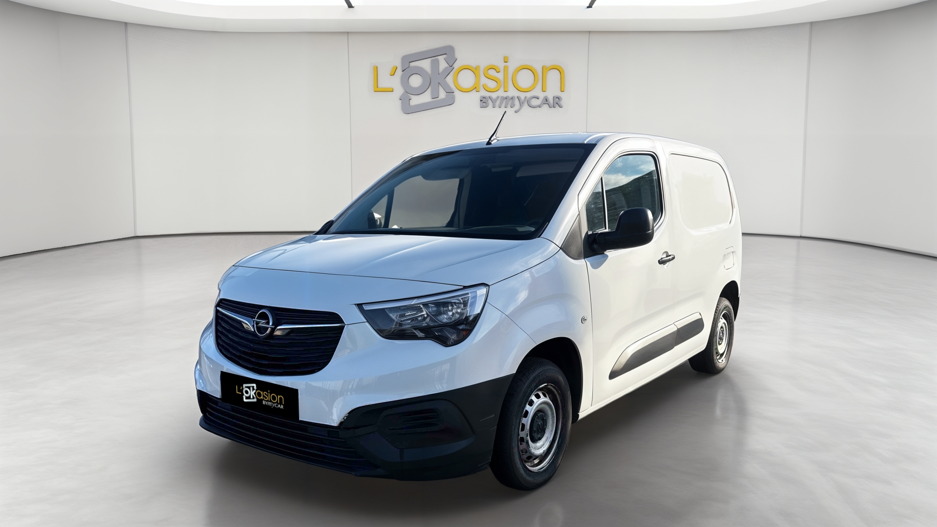 COMBO CARGO 1.5 100 CH S/S L1H1 BVM6 STANDARD