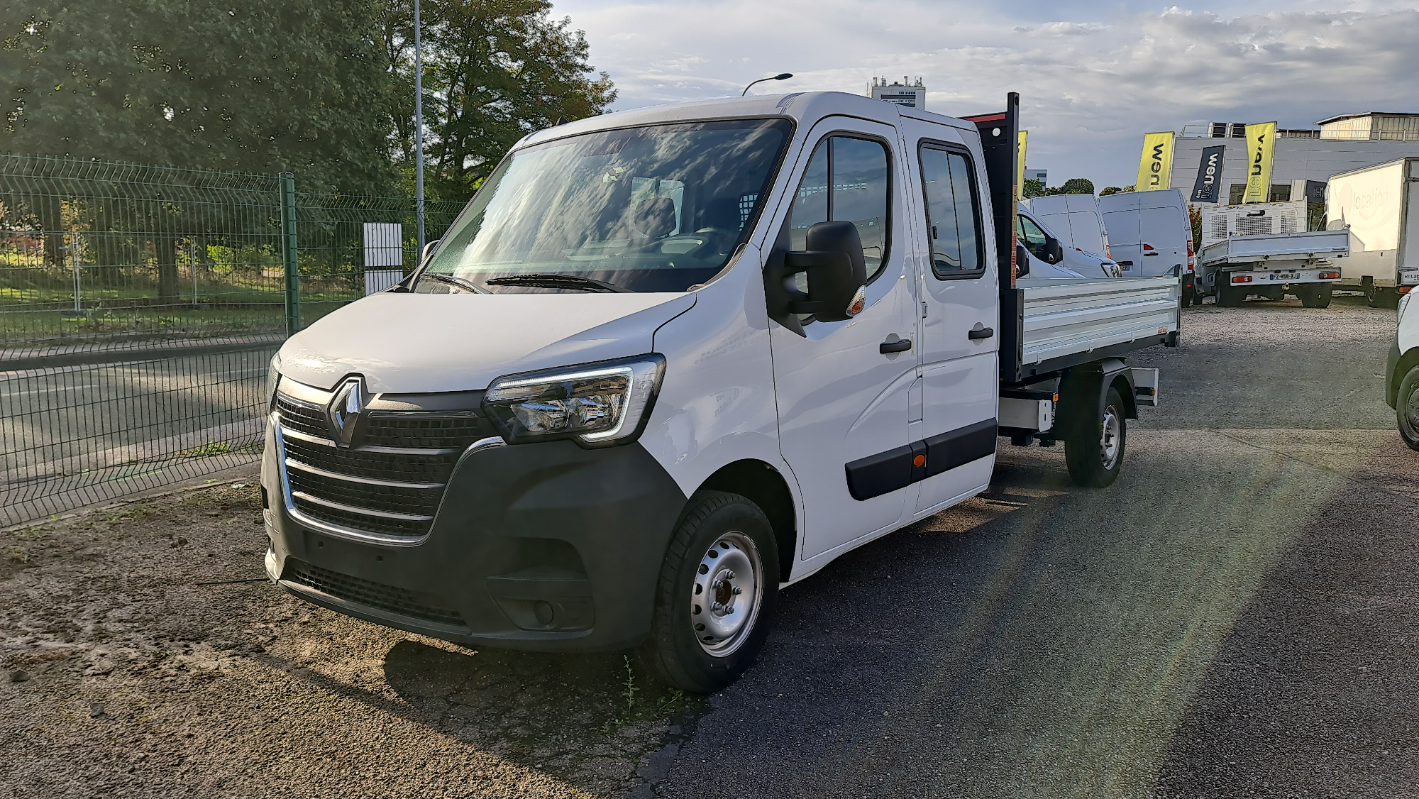 MASTER BD TRAC F3500 L3 BLUE DCI 145 EURO VI