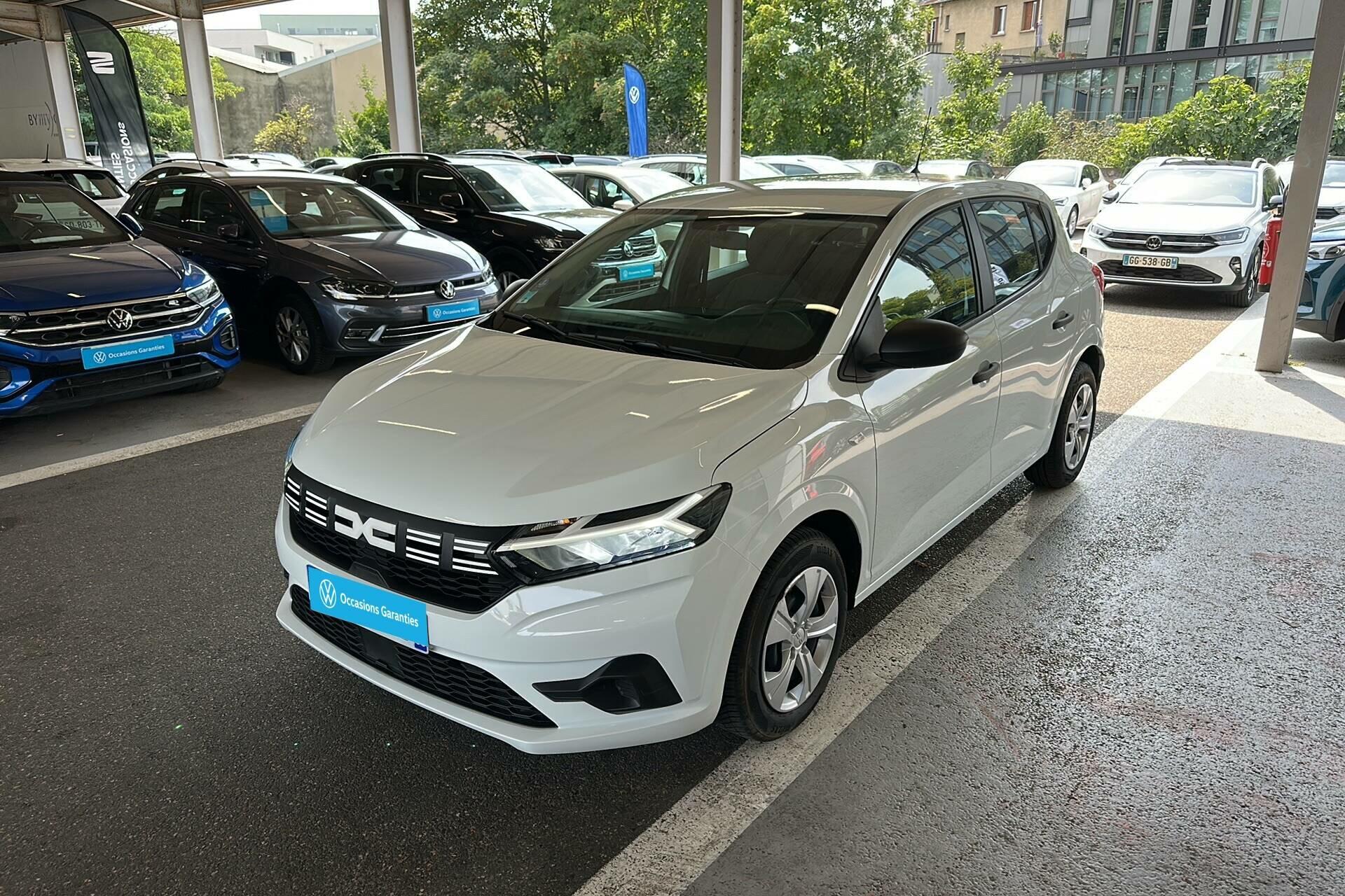 Sandero SCe 65