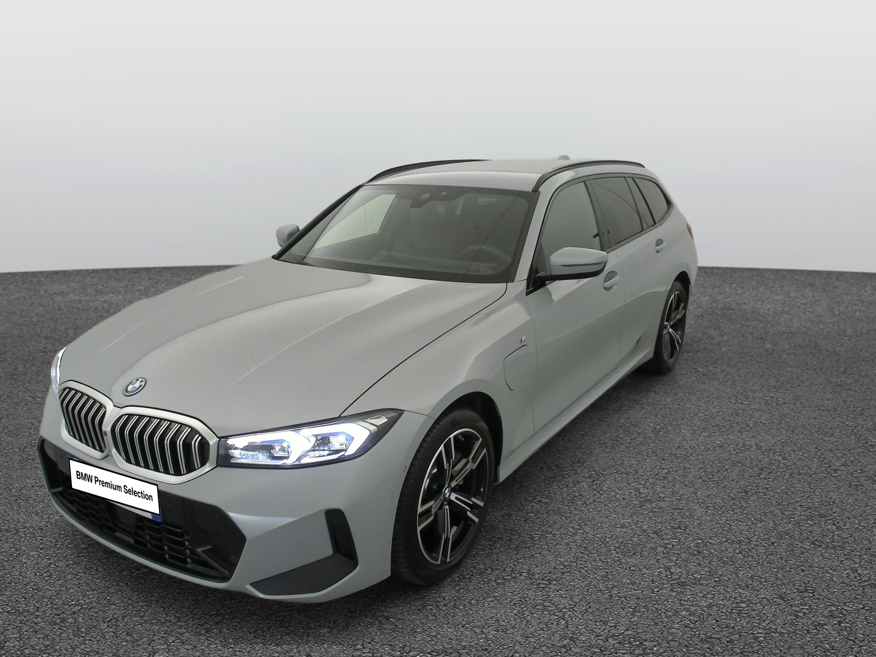 Touring 330e 292 ch BVA8