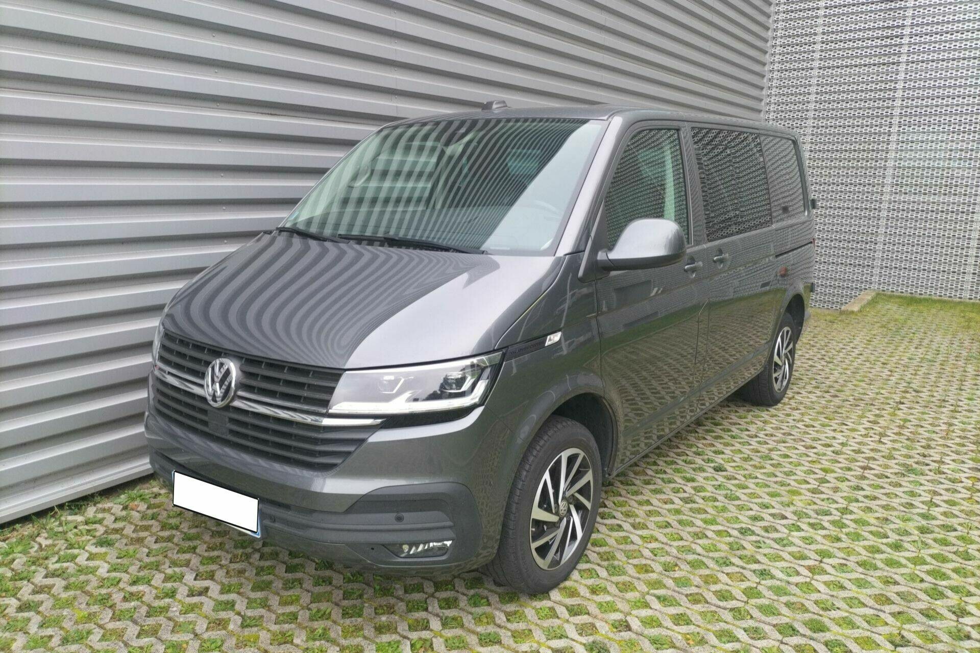 TRANSPORTER 6.1 PROCAB L1 2.0 TDI 198 DSG7 4MOTION