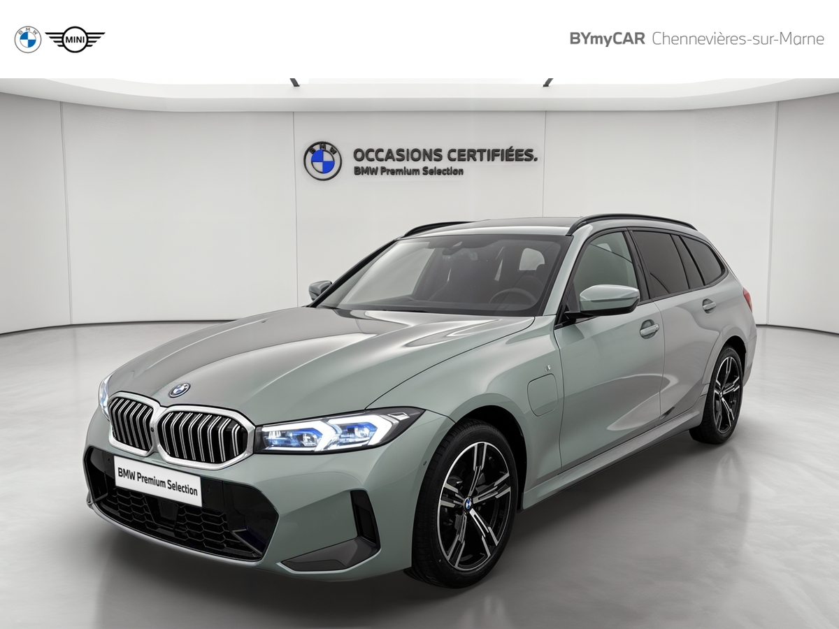 Touring 330e xDrive 292 ch BVA8