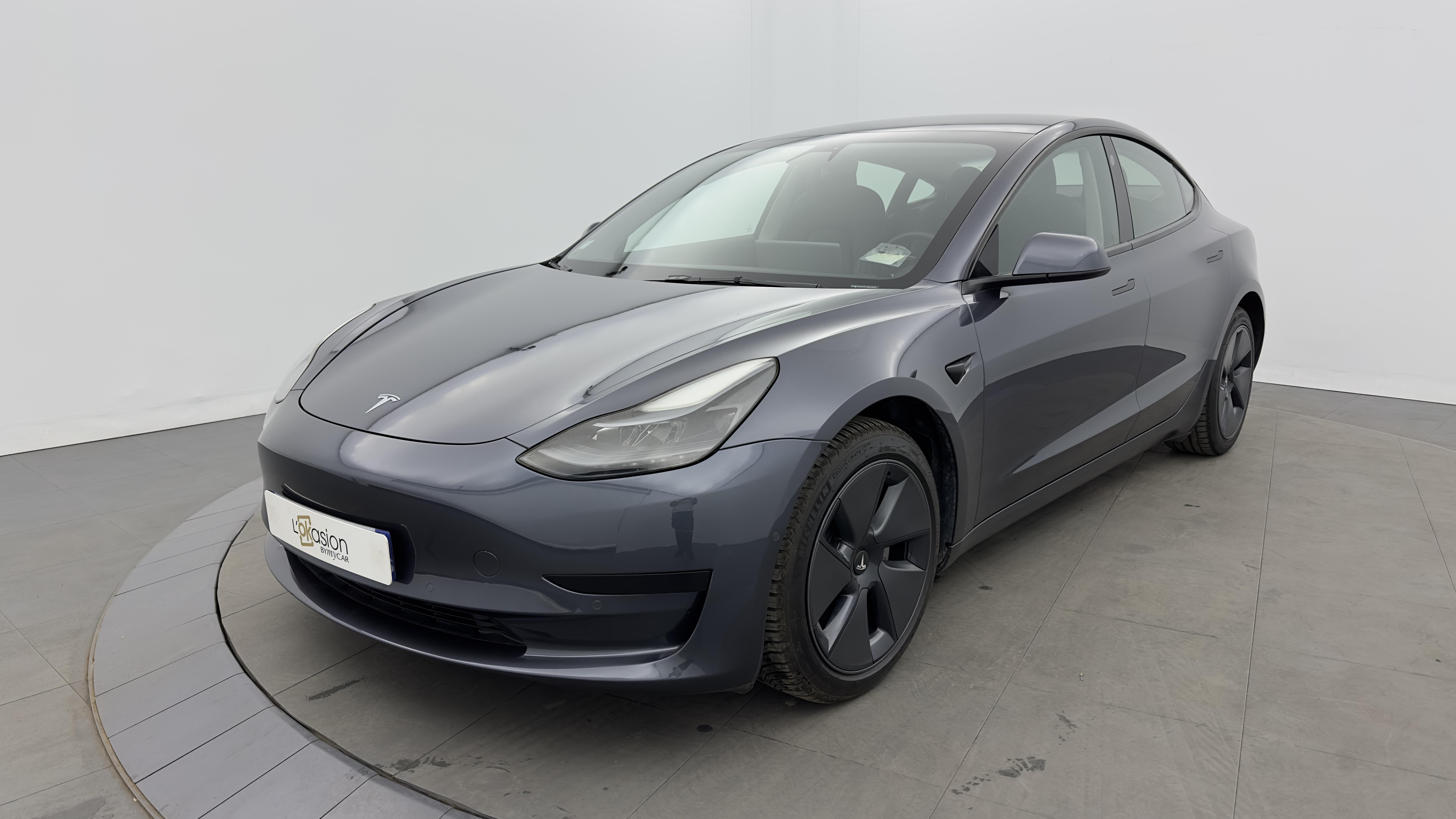 MODEL 3 Autonomie Standard Plus RWD