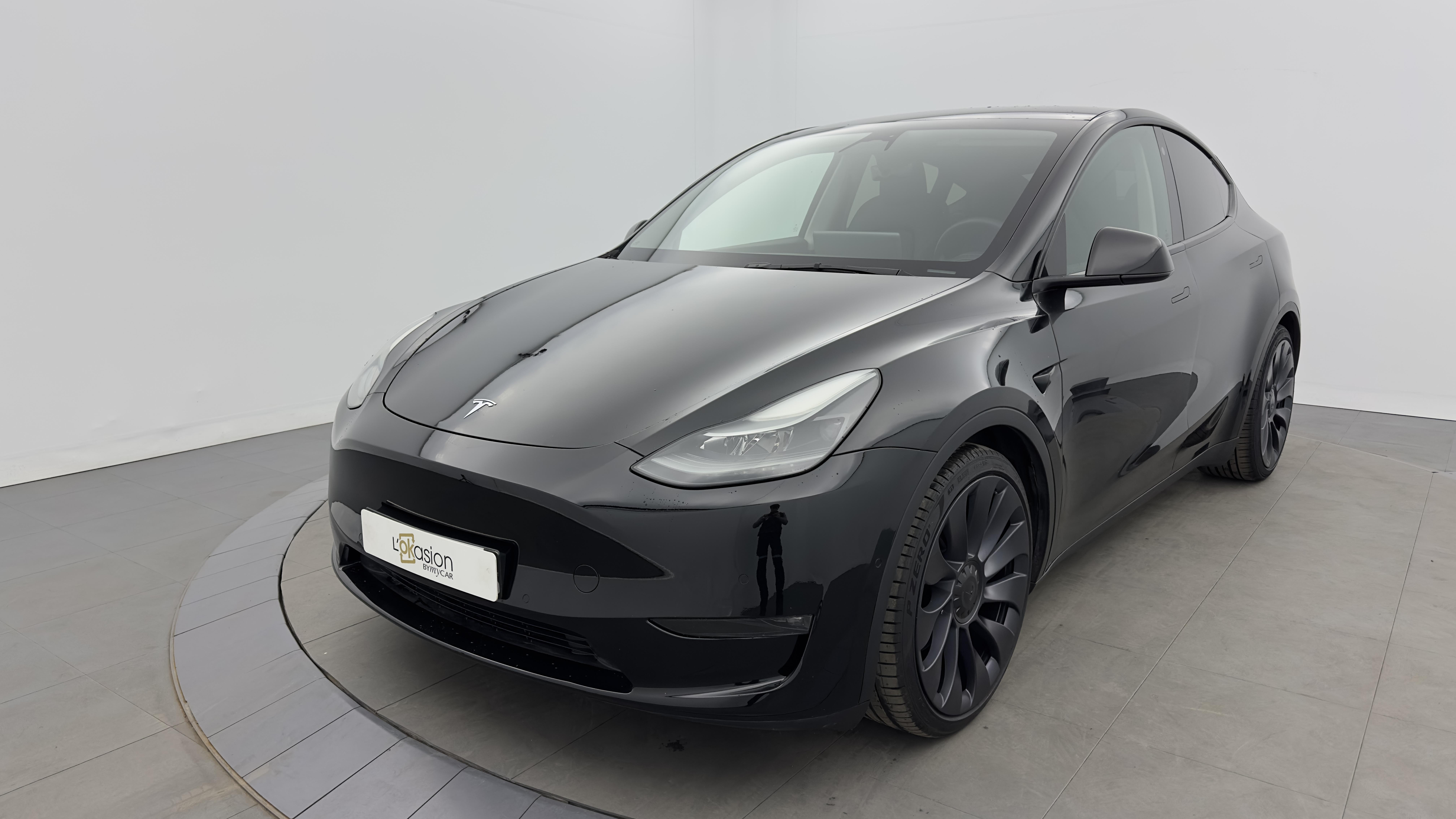 MODEL Y Performance Dual Motor AWD
