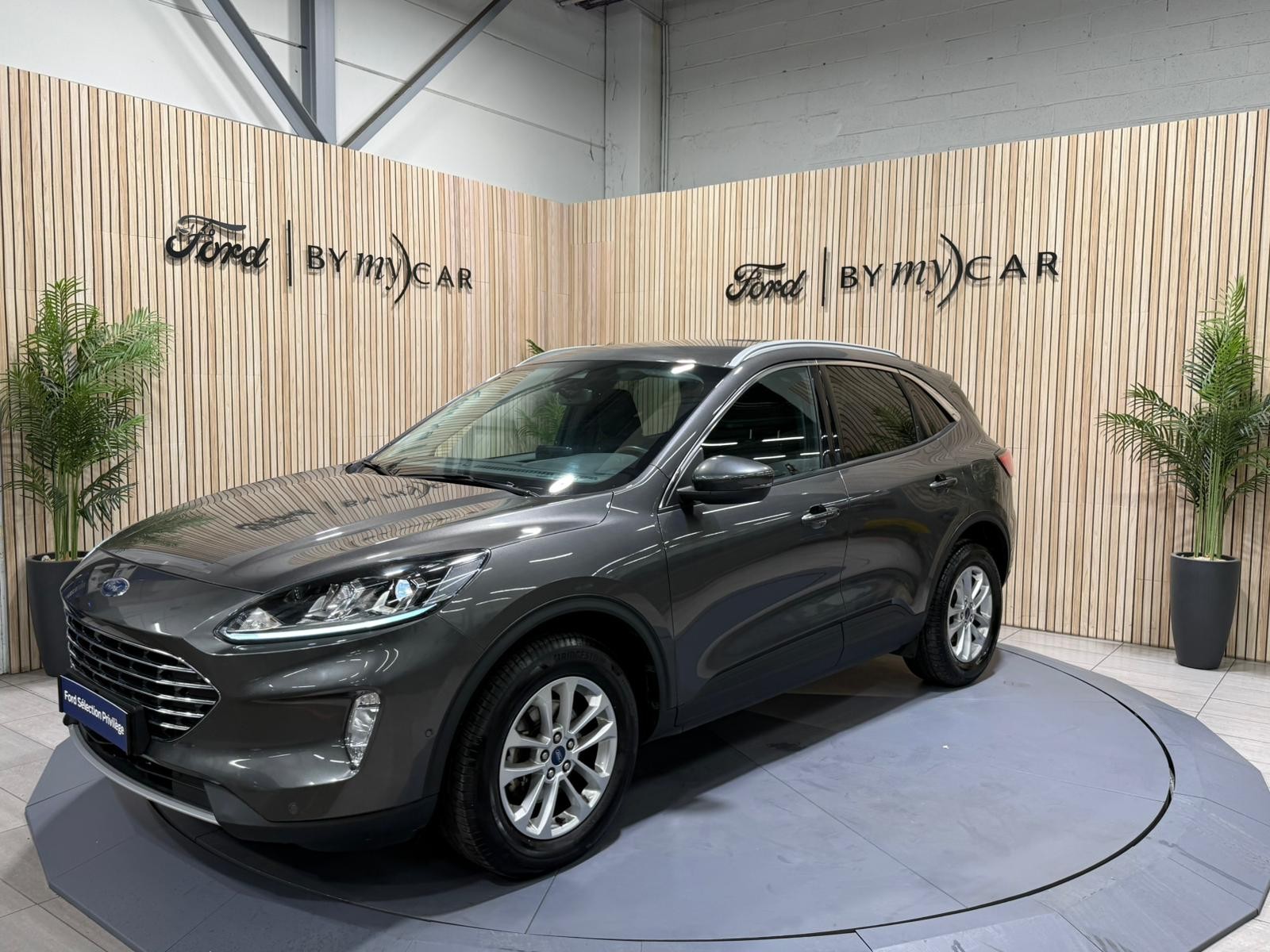 Kuga 2.5 Duratec 190 ch FlexiFuel FHEV E85 Powershift