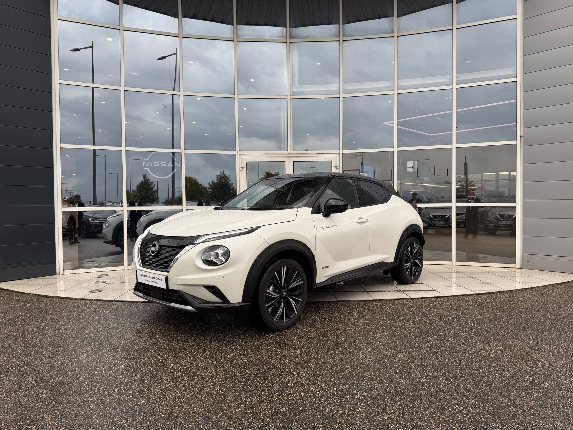 Juke HYBRID 143