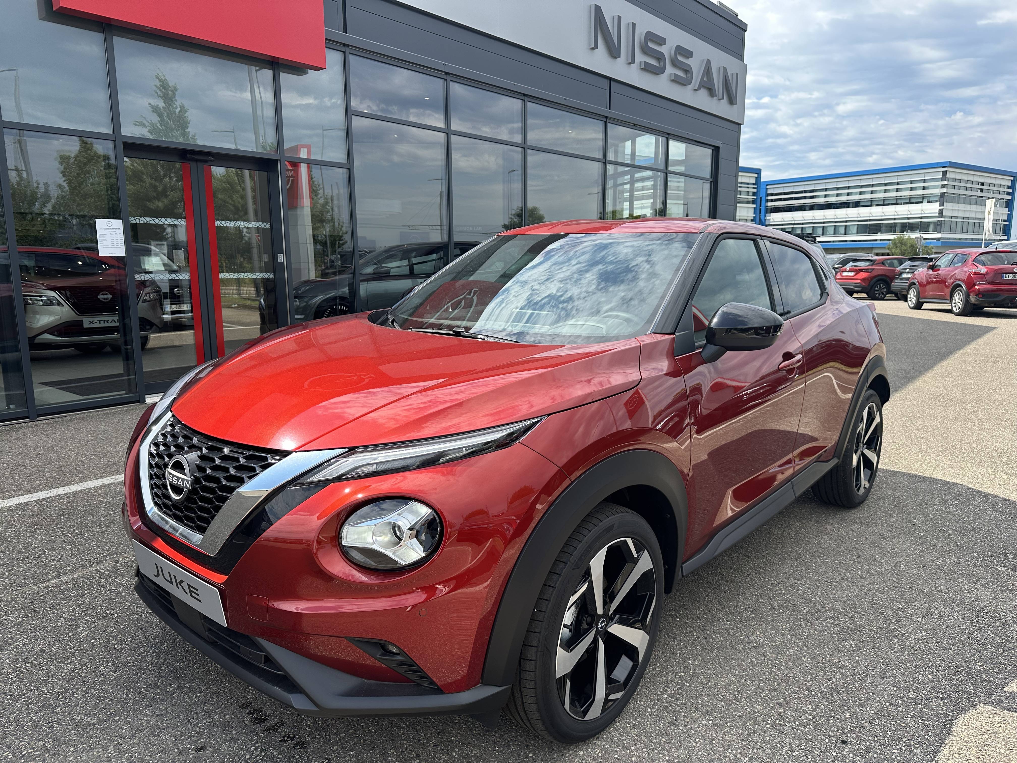Juke HYBRID 143