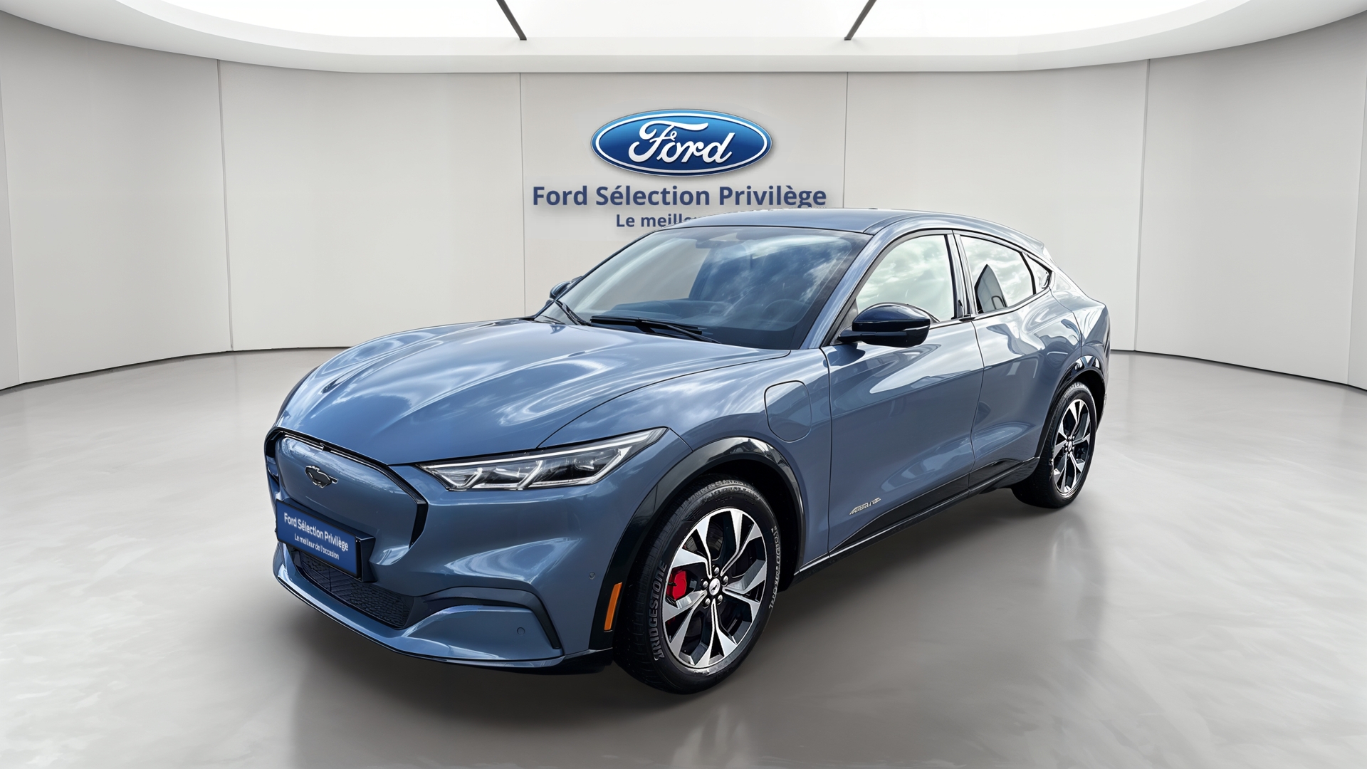 Mustang Mach-E Standard Range 76 kWh 269 ch AWD