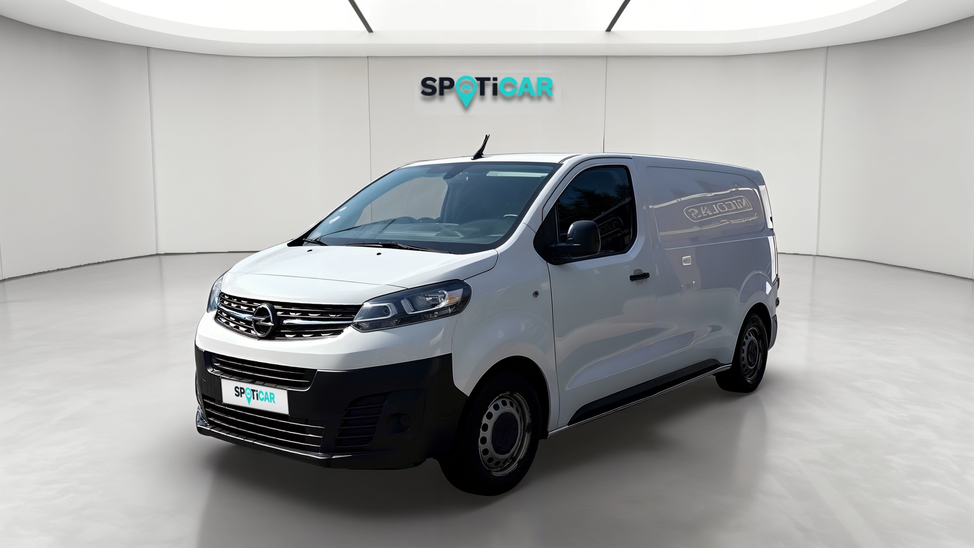 VIVARO FGN L2 1.5 DIESEL 120 CH