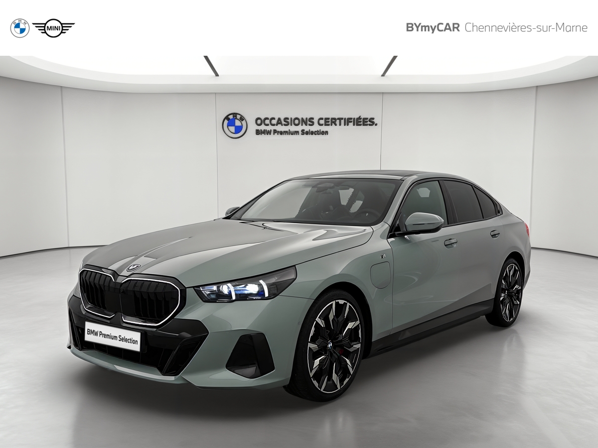 550e xDrive PHEV 489 ch BVA8