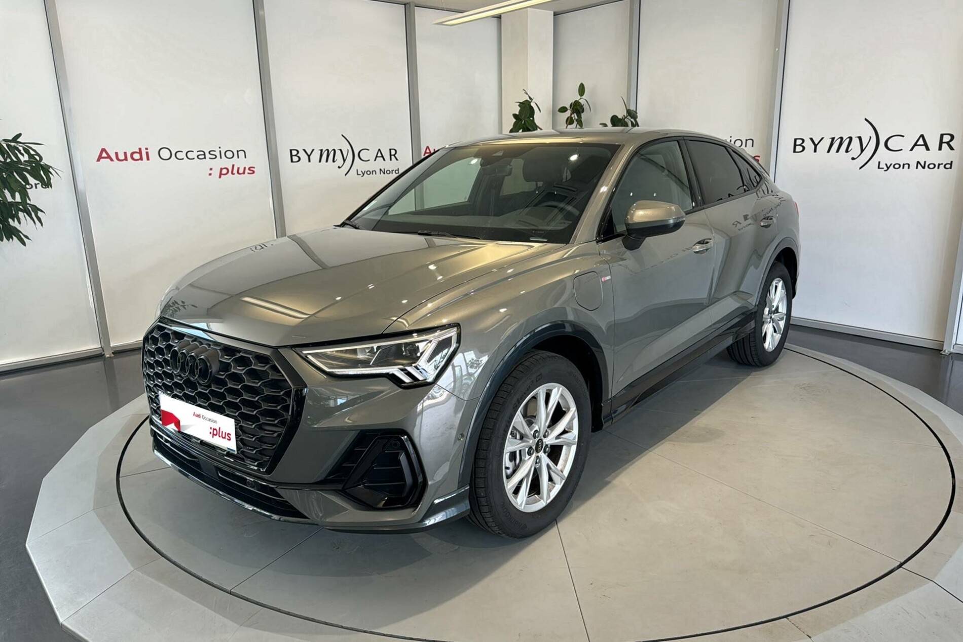 Q3 Sportback 45 TFSIe 245 ch S tronic 6