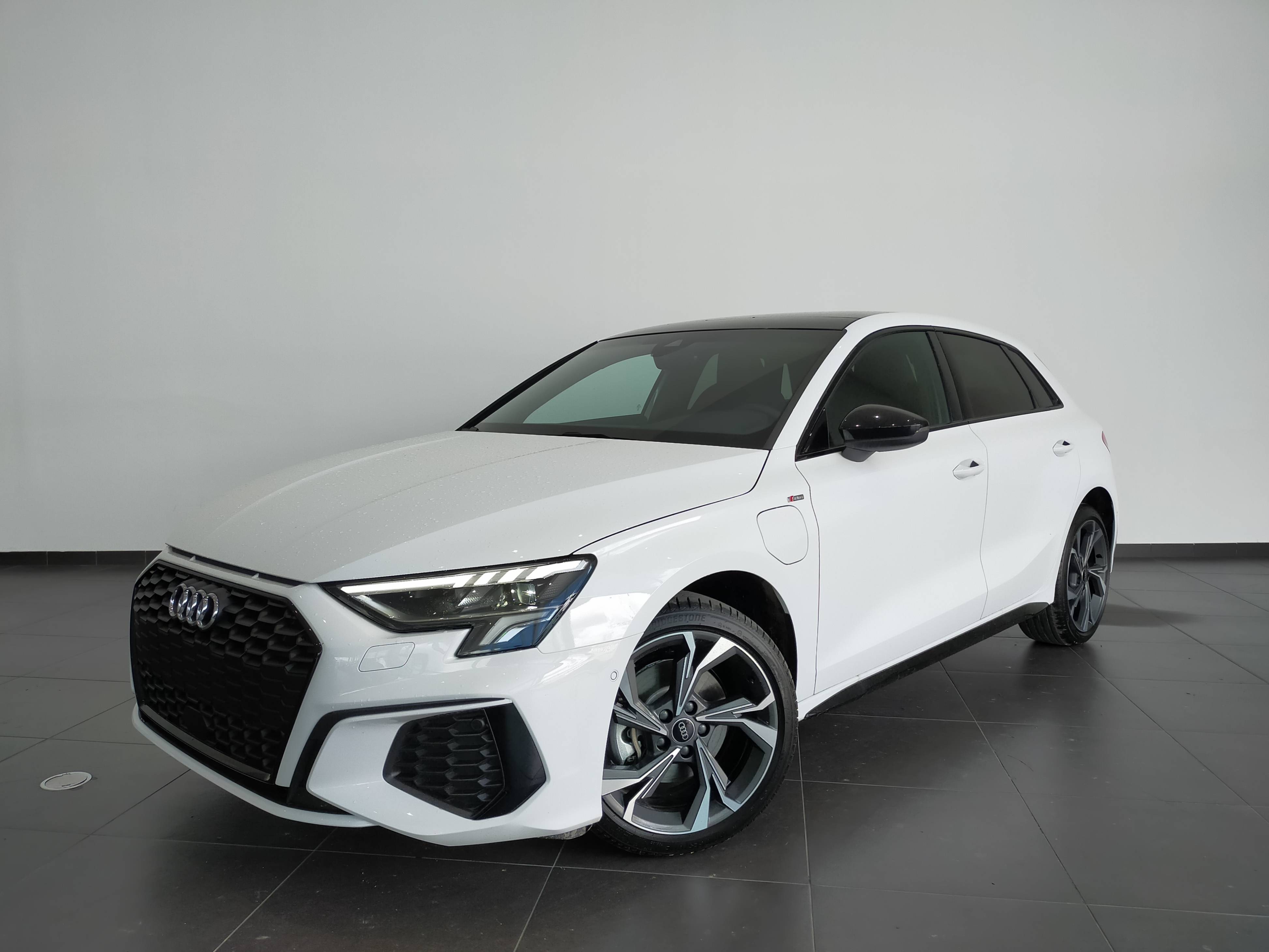 A3 Sportback 40 TFSIe 204 S tronic 6