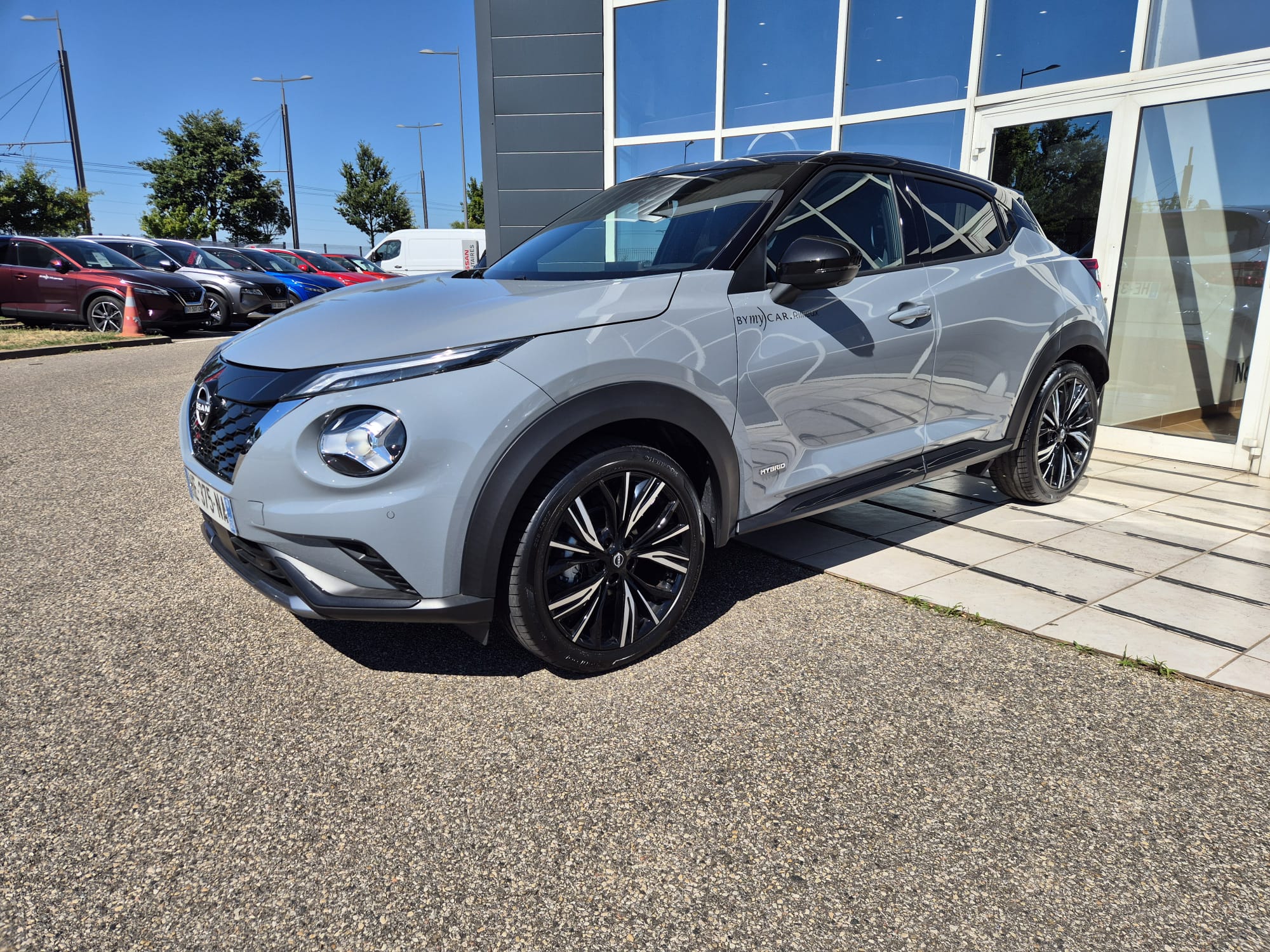 Juke HYBRID 143