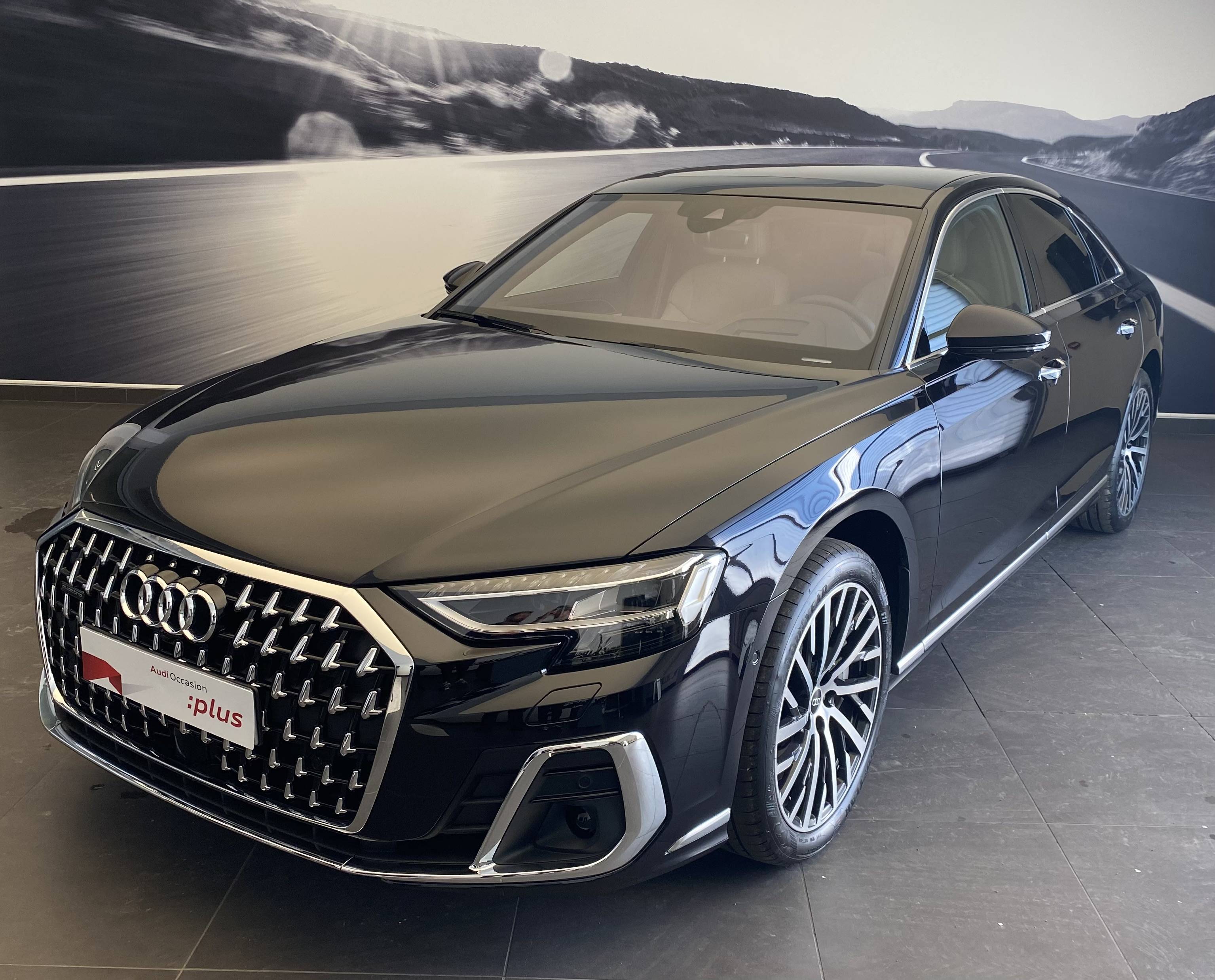 A8 60 TFSIe 462 ch Tiptronic 8 Quattro