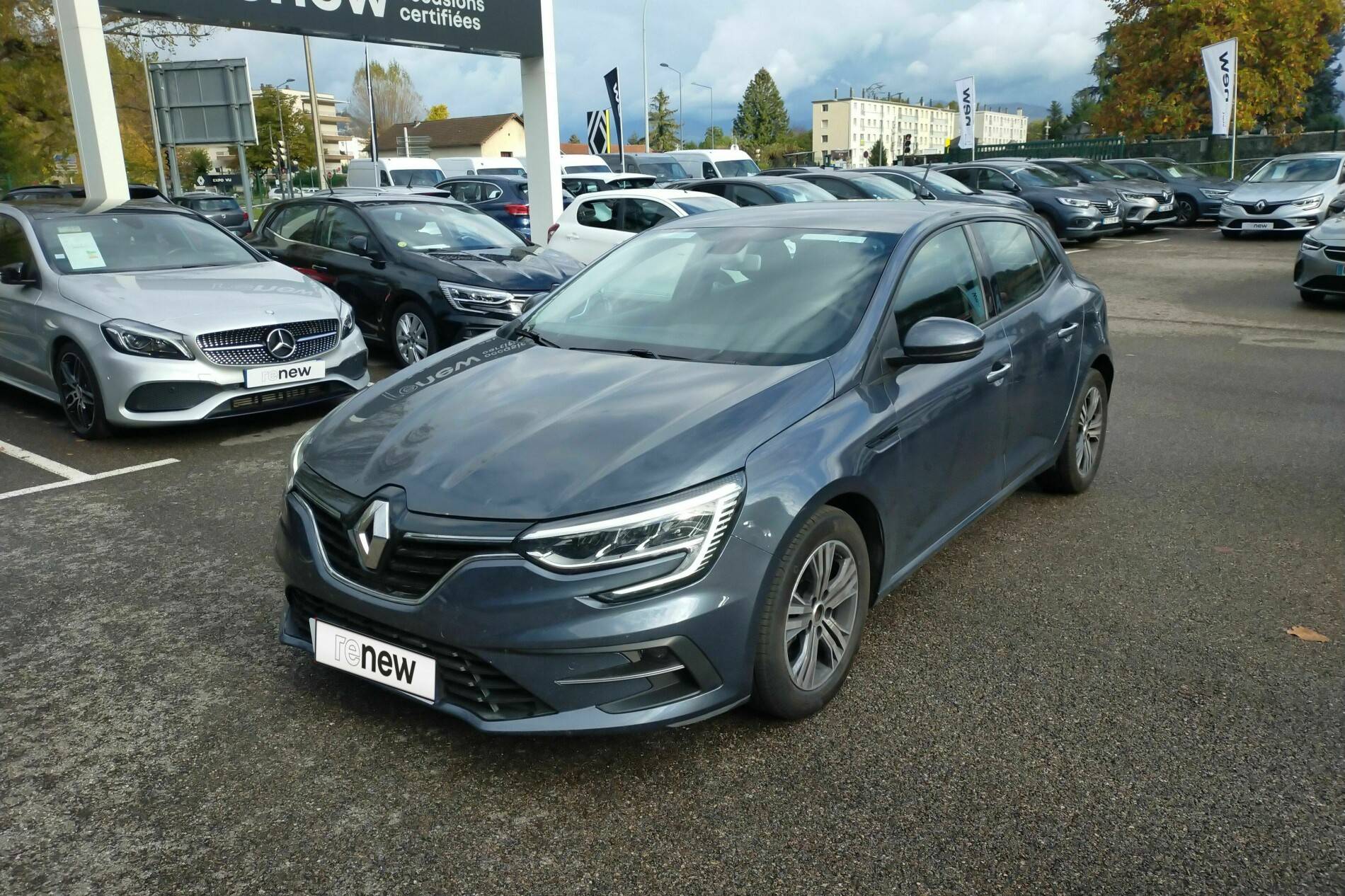 Megane IV Berline Blue dCi 115 EDC