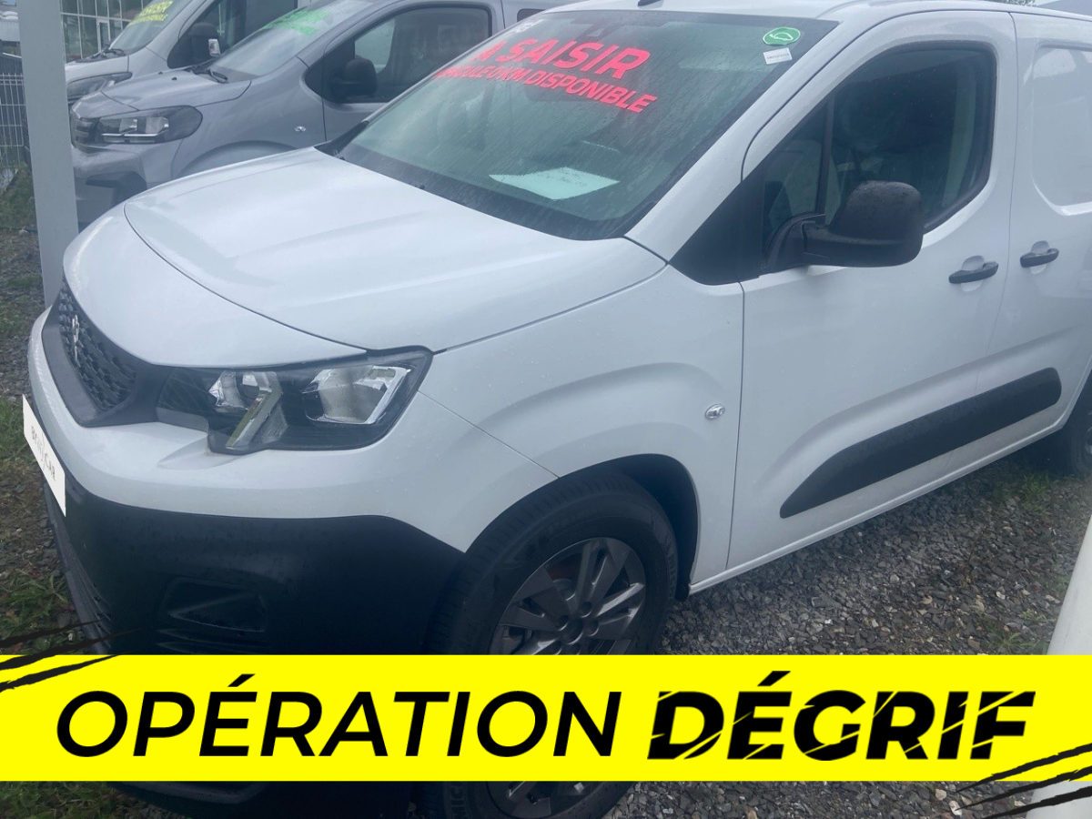 E-PARTNER FOURGON M 800 KG 136 CH BATTERIE 50 KWH