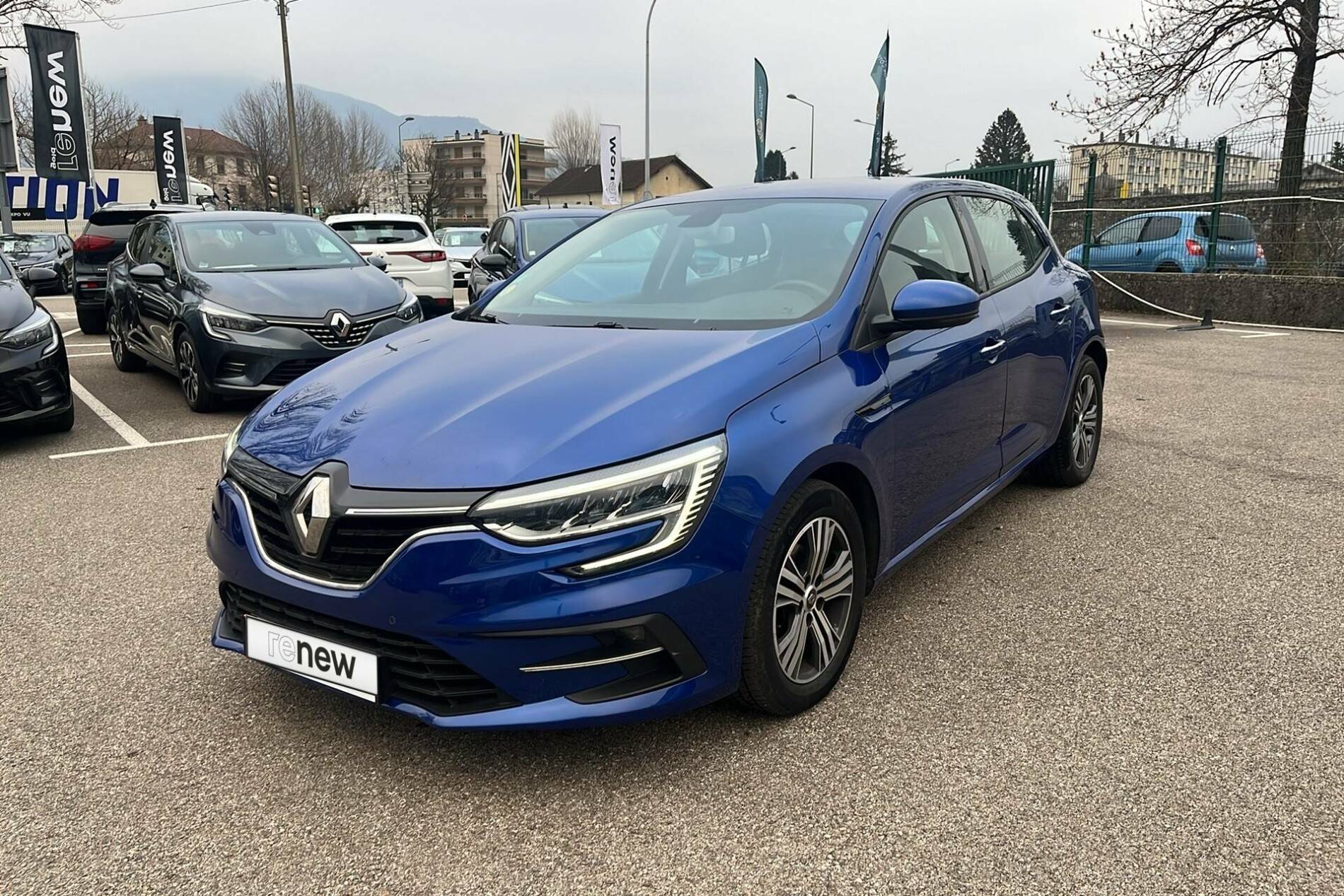 Megane IV Berline Blue dCi 115 EDC