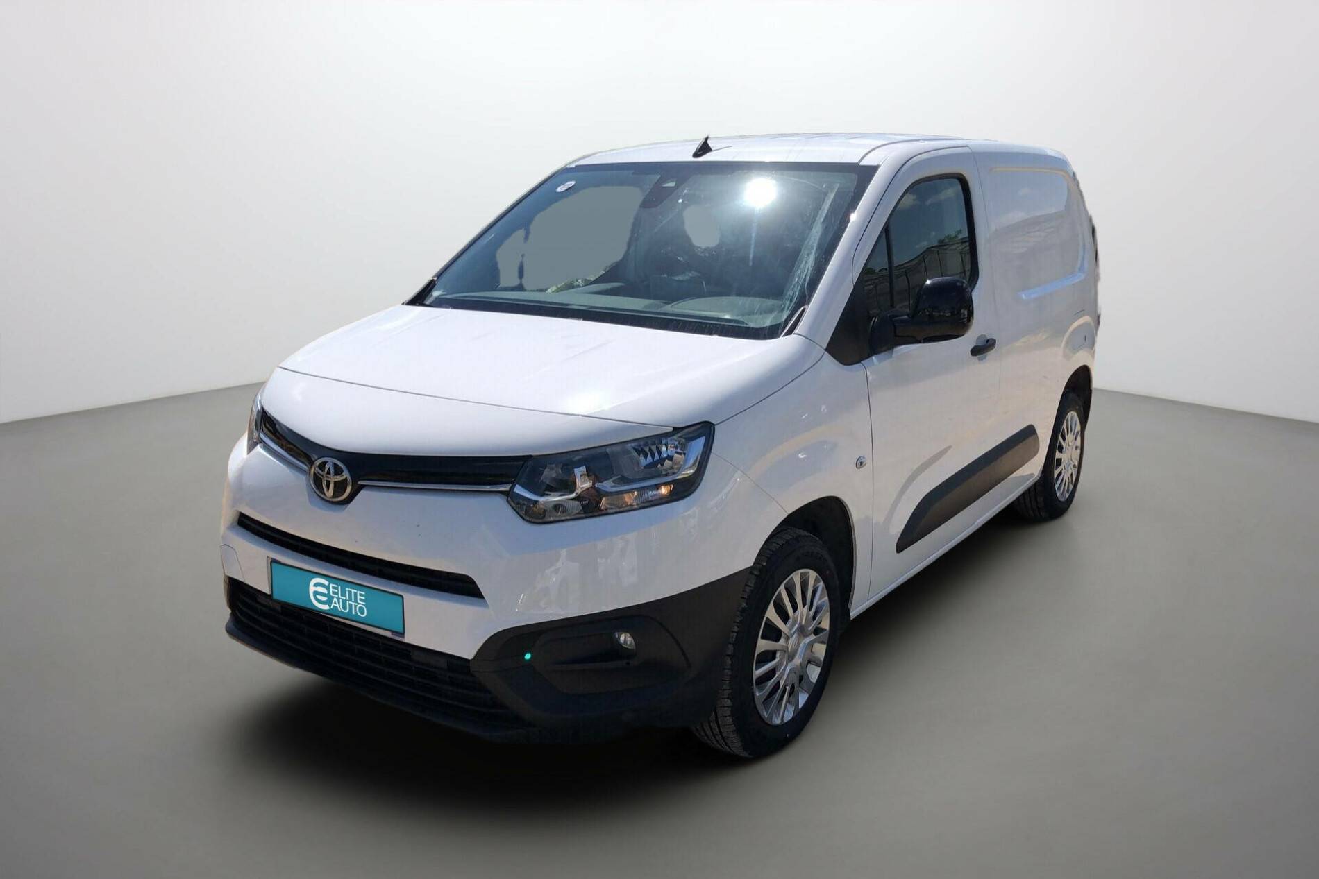 PROACE CITY MEDIUM 1.5L 100 D-4D BVM5
