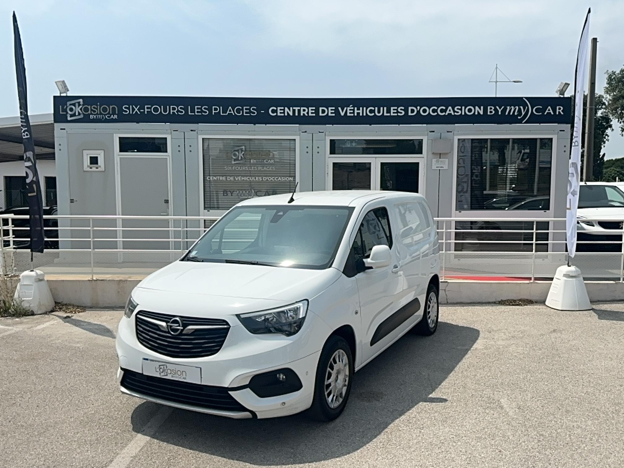 COMBO CARGO 1.5 130 CH S/S L1H1 STANDARD BVA8