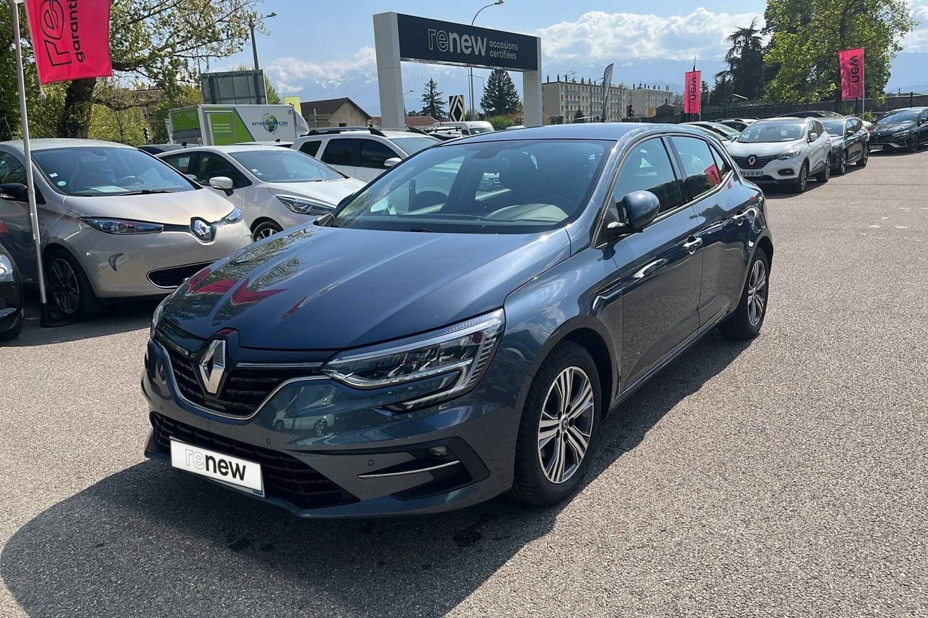 Megane IV Berline Blue dCi 115 EDC
