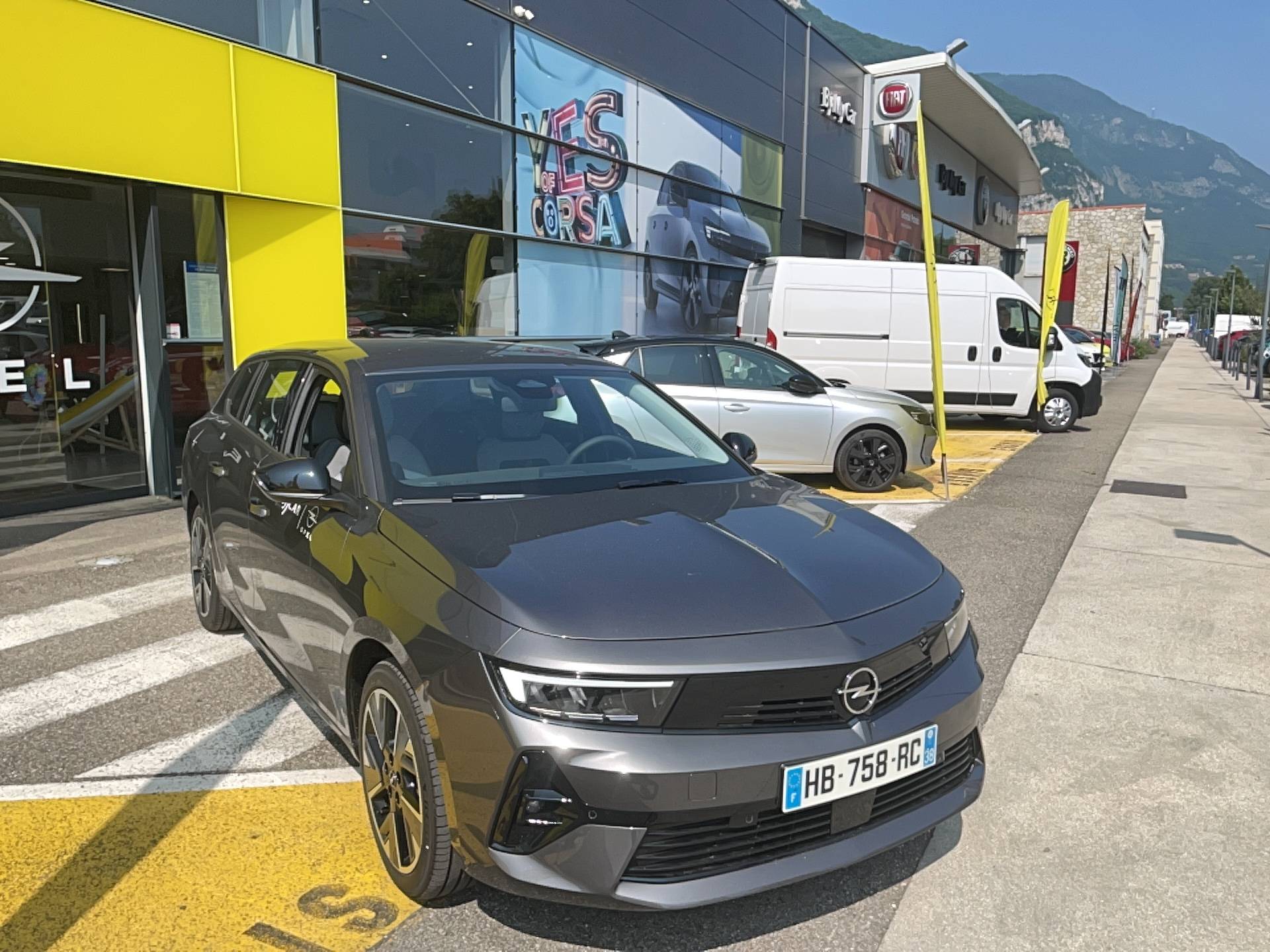 Astra Sports Tourer Electrique 156 ch & Batterie 54 kWh
